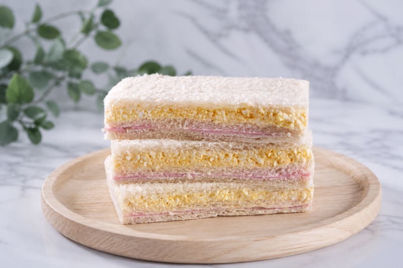 Sabor Jamón y huevo — sándwich de miga Olsen