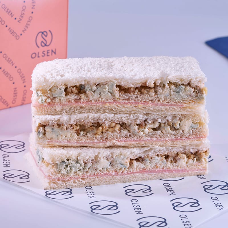 Sabor Jamón y roquefort con nueces — sándwich de miga Olsen