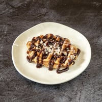 GOFRE CON CHOCOLATE Y ALMENDRAS