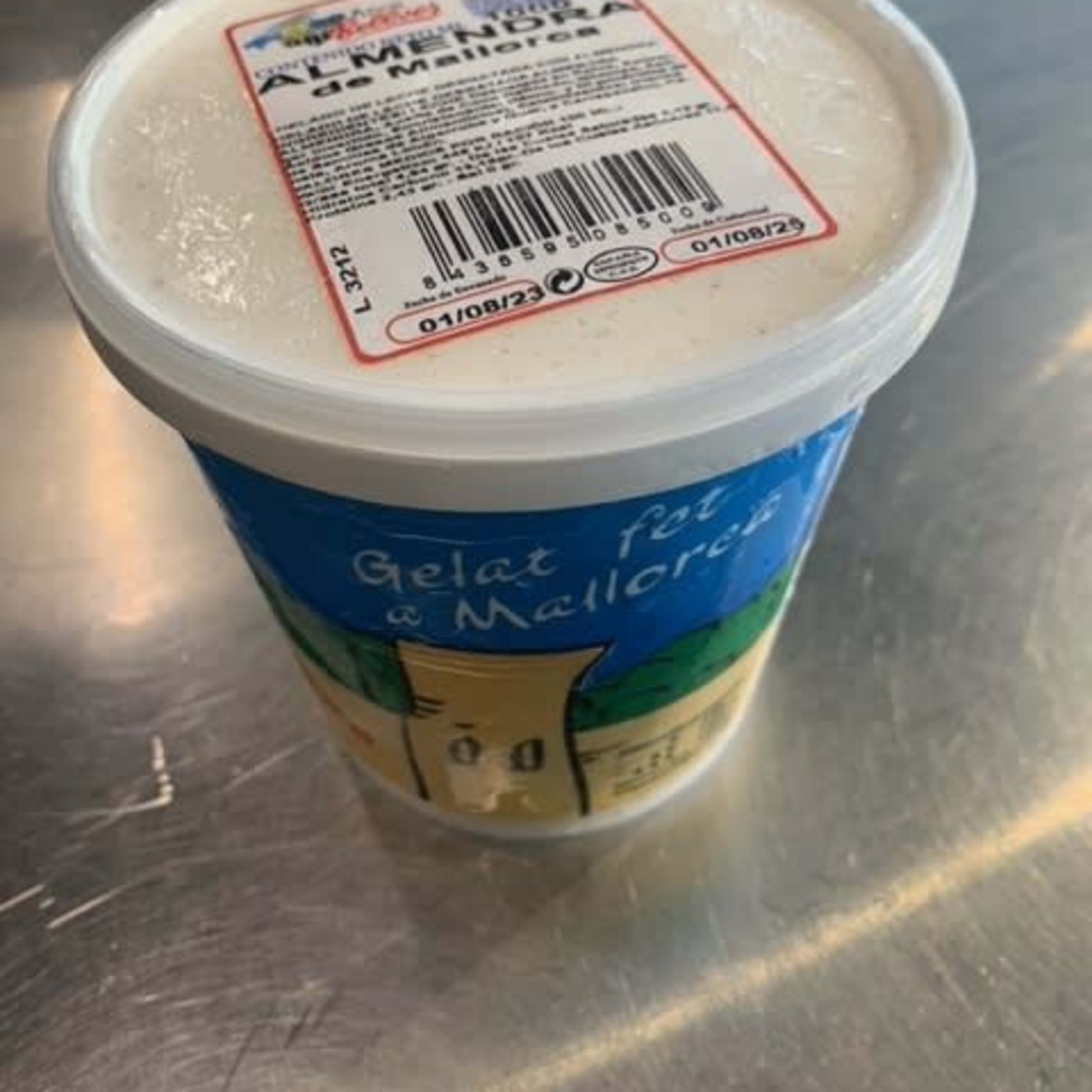 Bellver Almond Ice Cream (1L.)