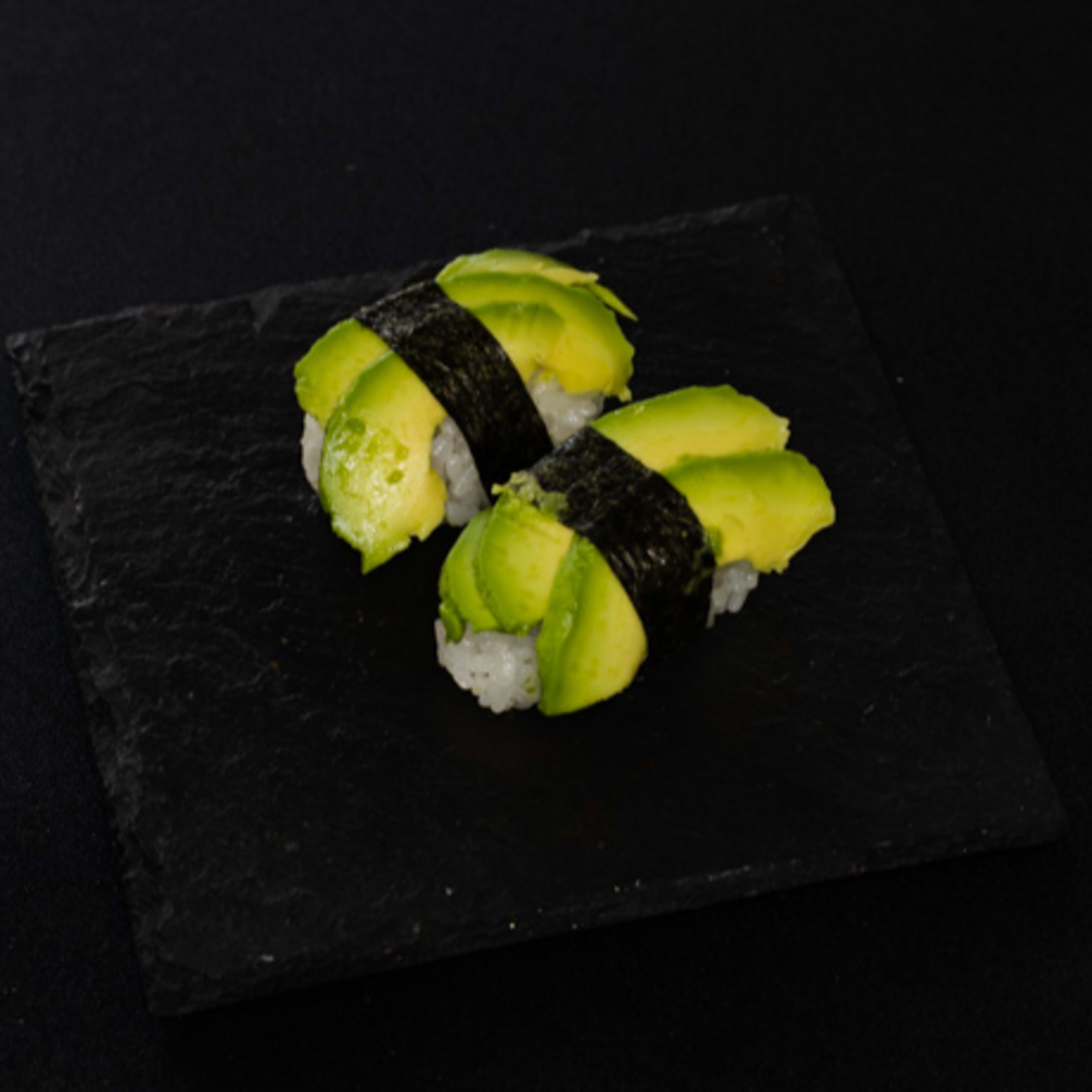 Nigiri Aguacate