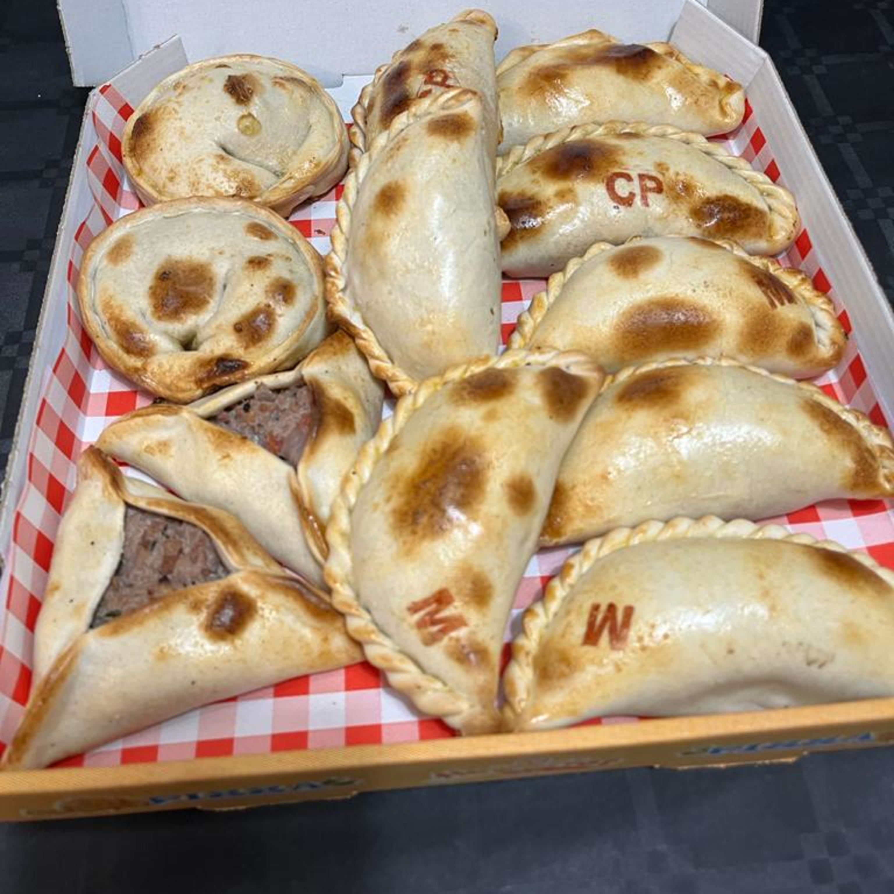 Empanada (12 und.)