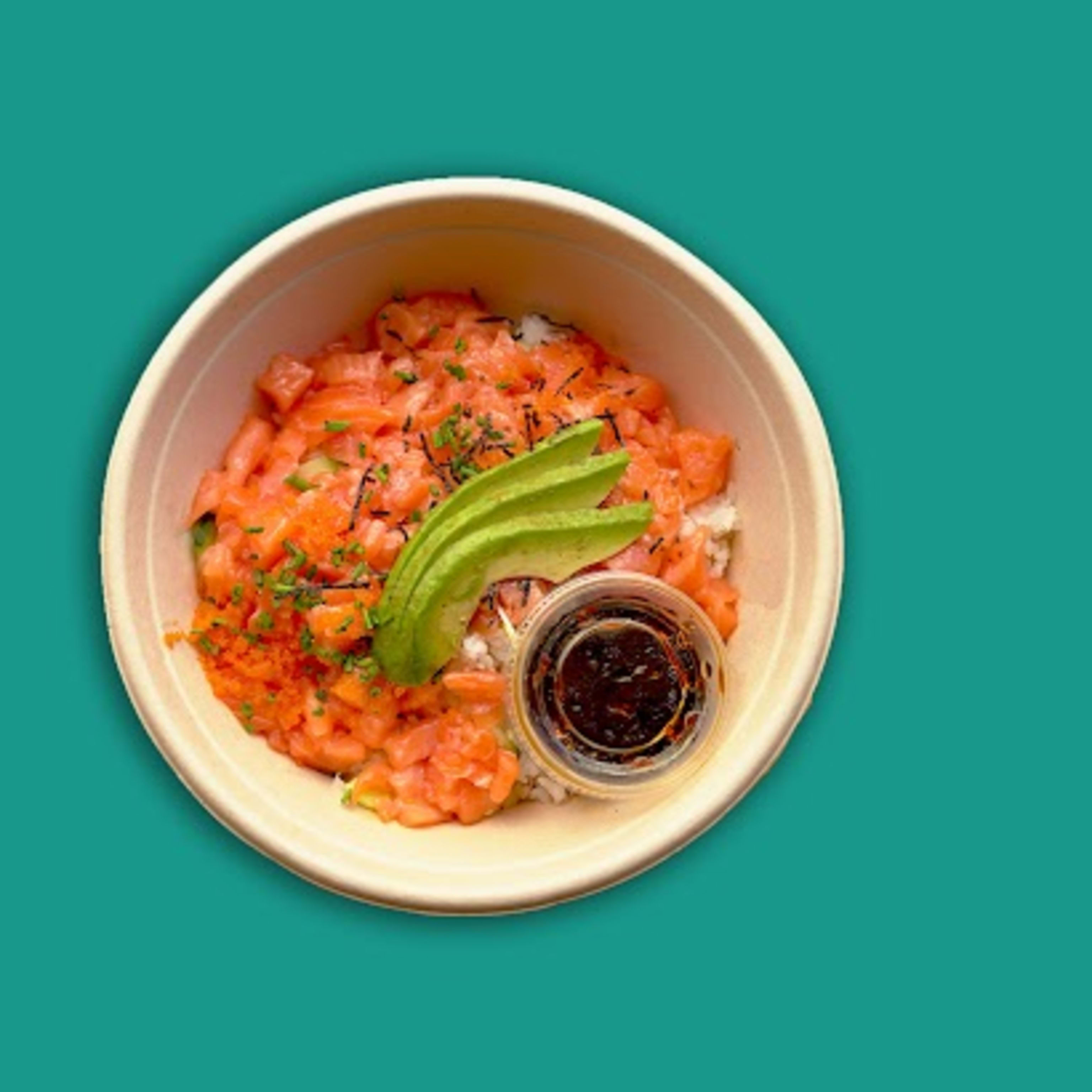  Donburi de Salmón (estilo poke)