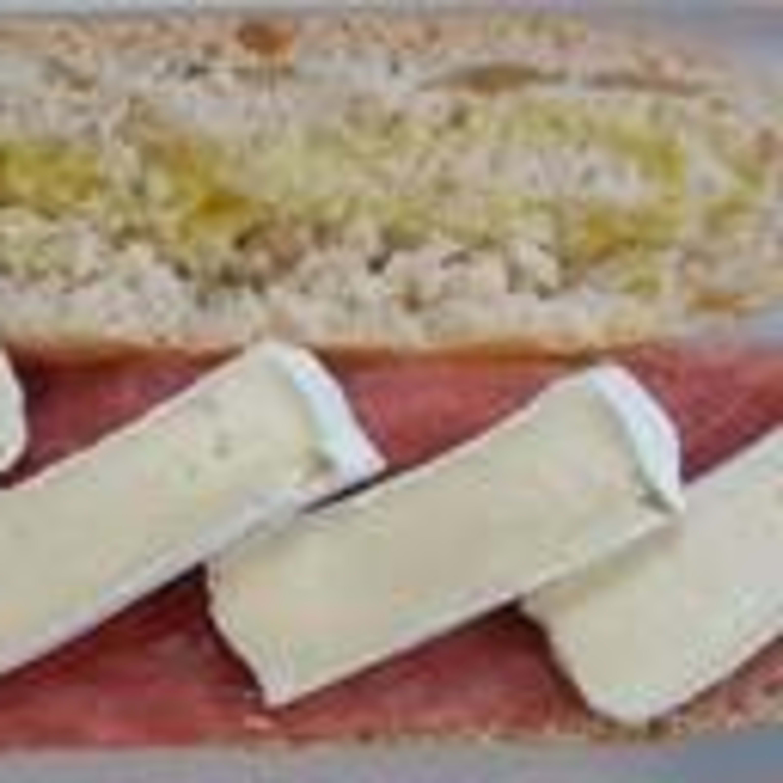 salmón, crema de queso y pepinillos