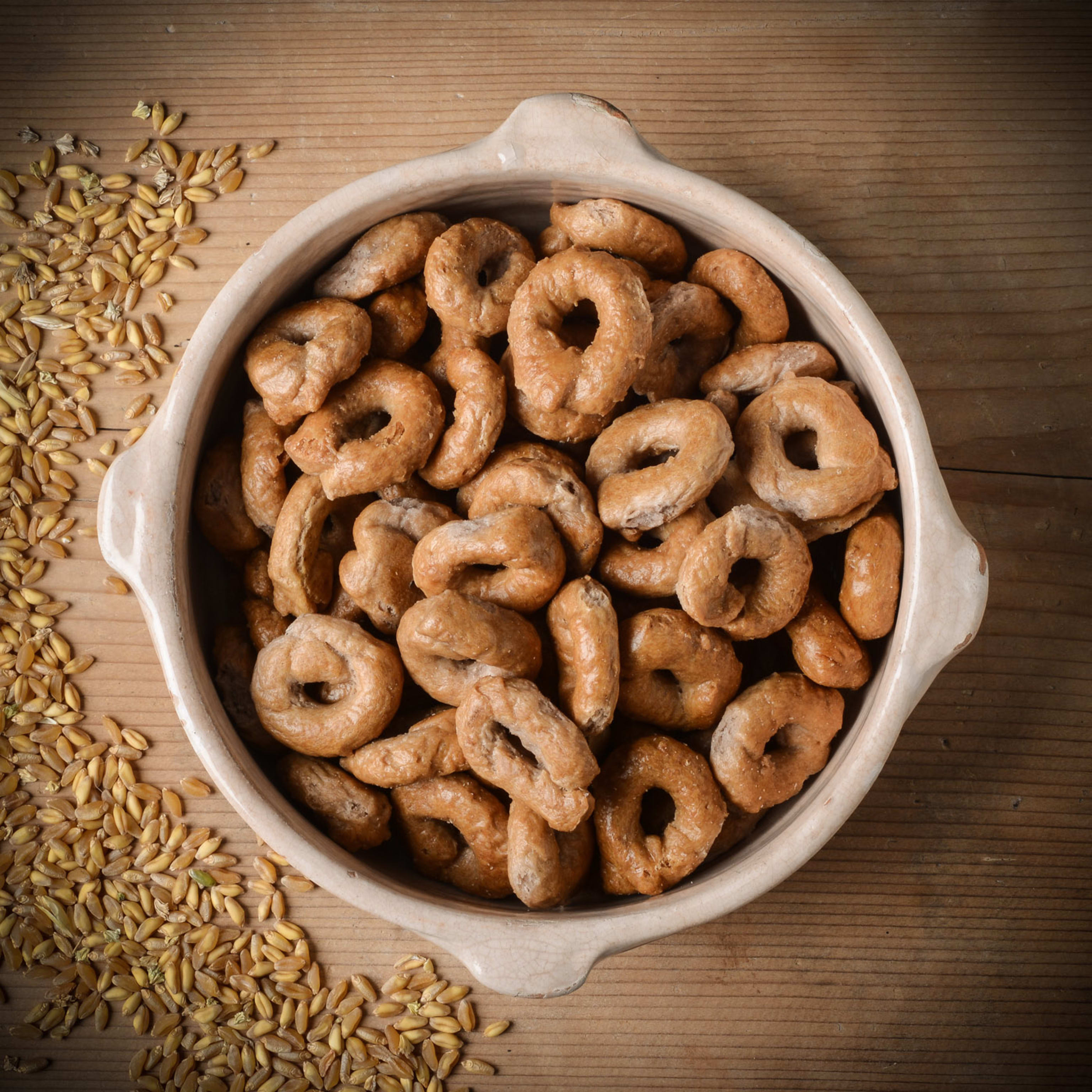 TARALLI HINOJOS