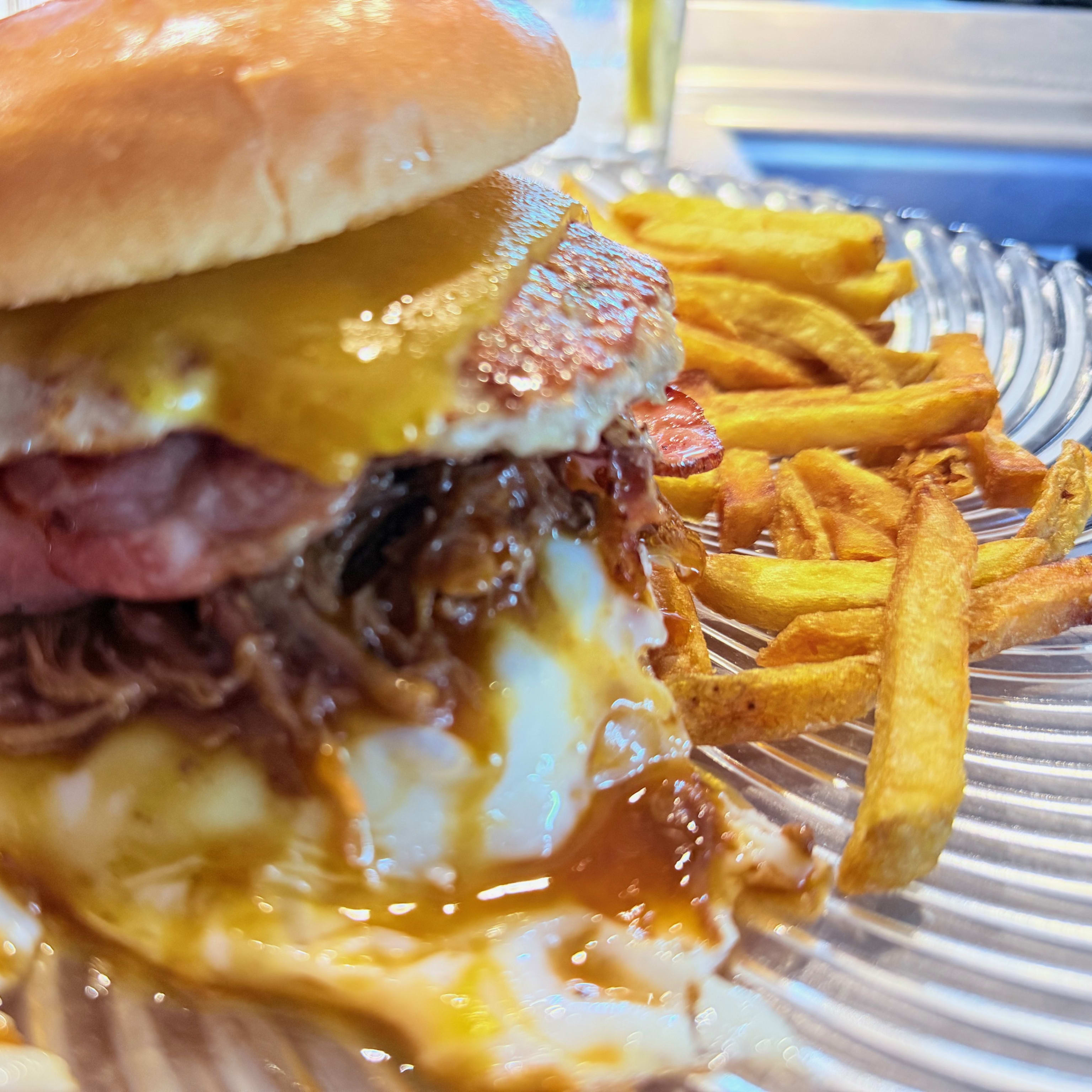LA ANIMALA BURGUERS