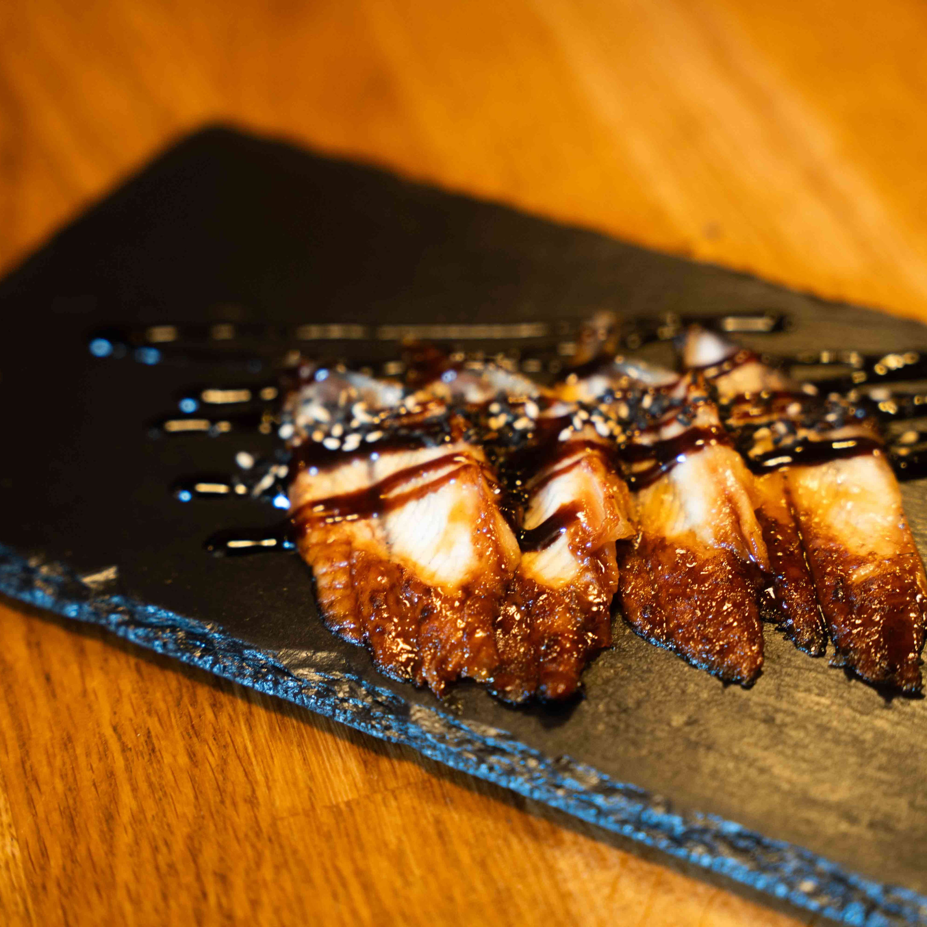Sashimi de anguila