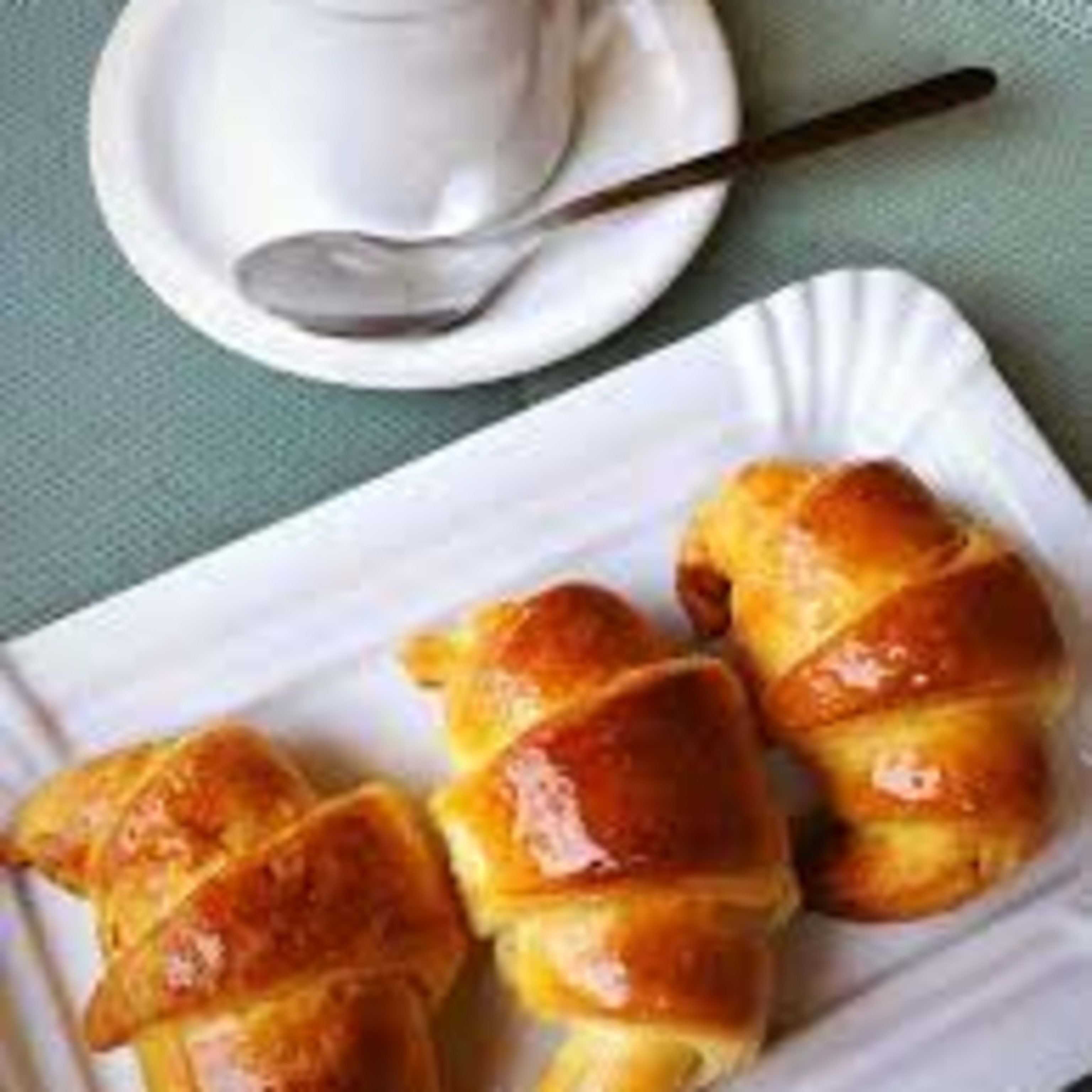 CROASSAINT + Café
