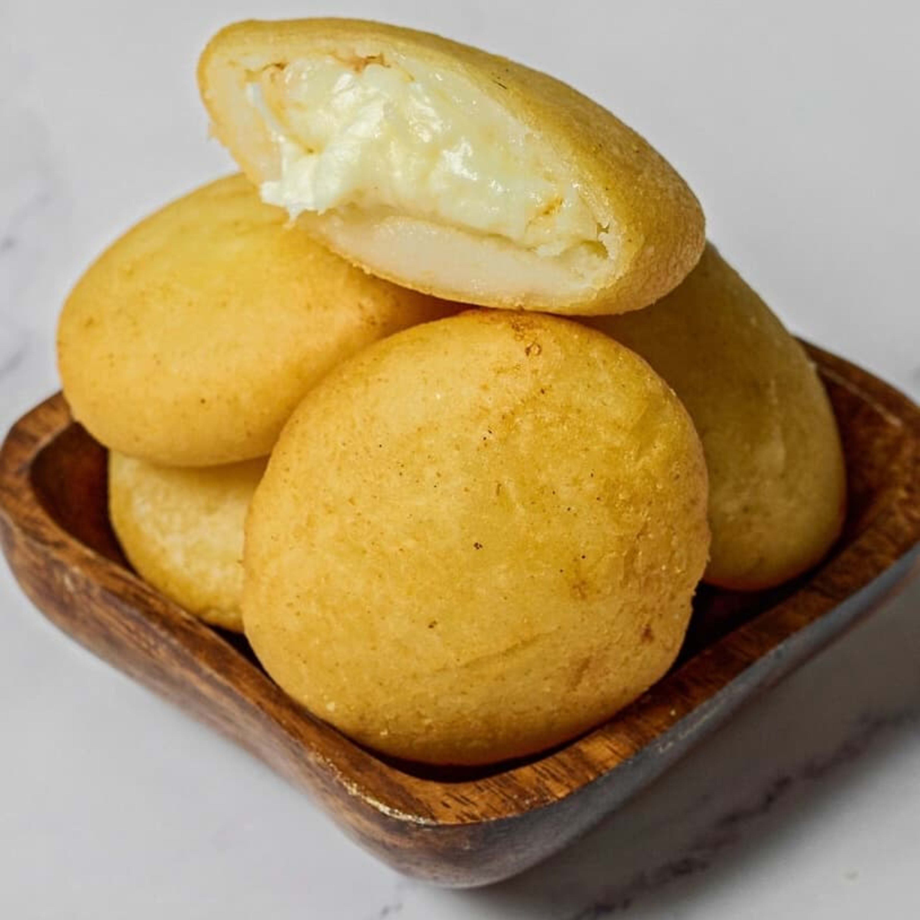 Arepitas rellenas de queso