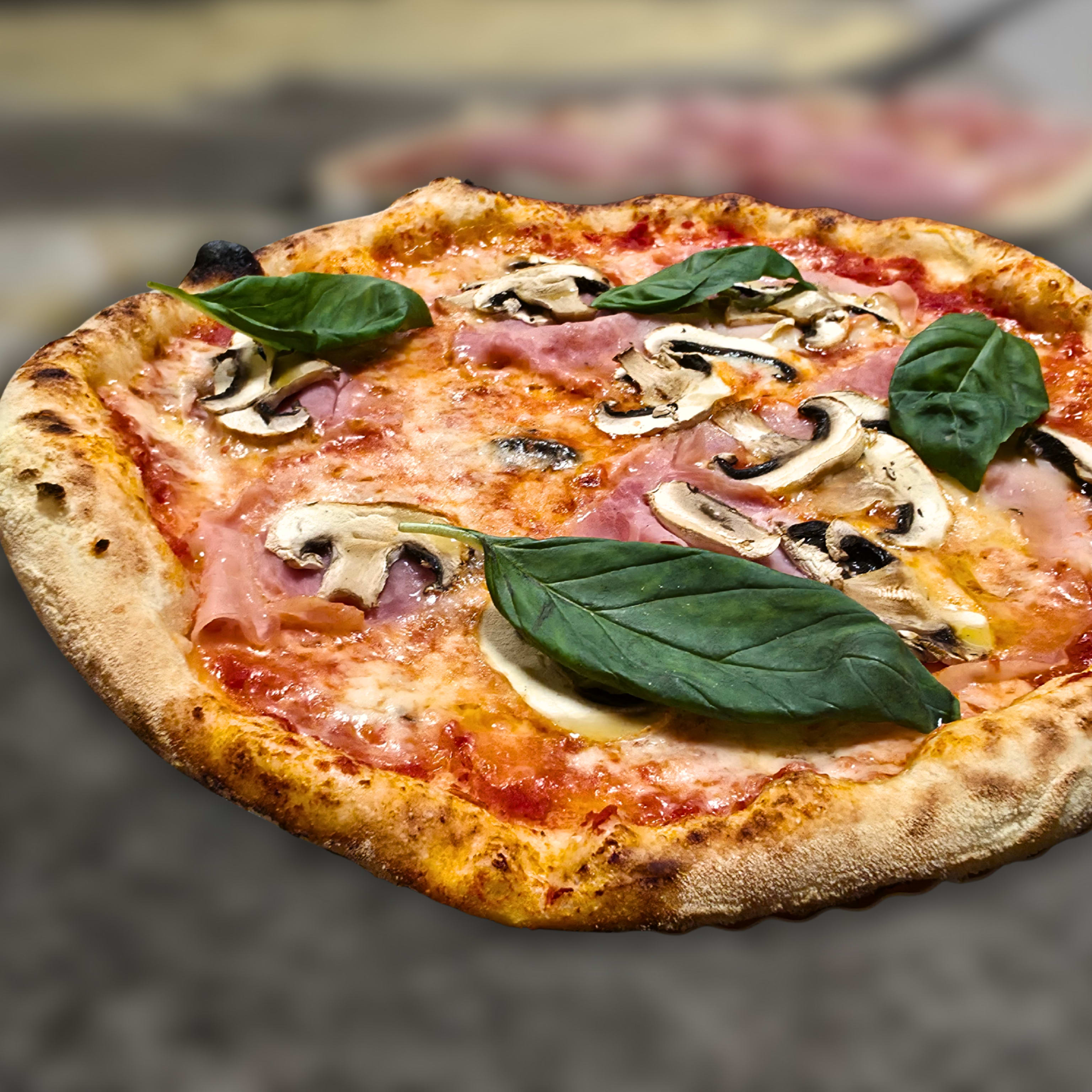 PROSCIUTTO E FUNGHI