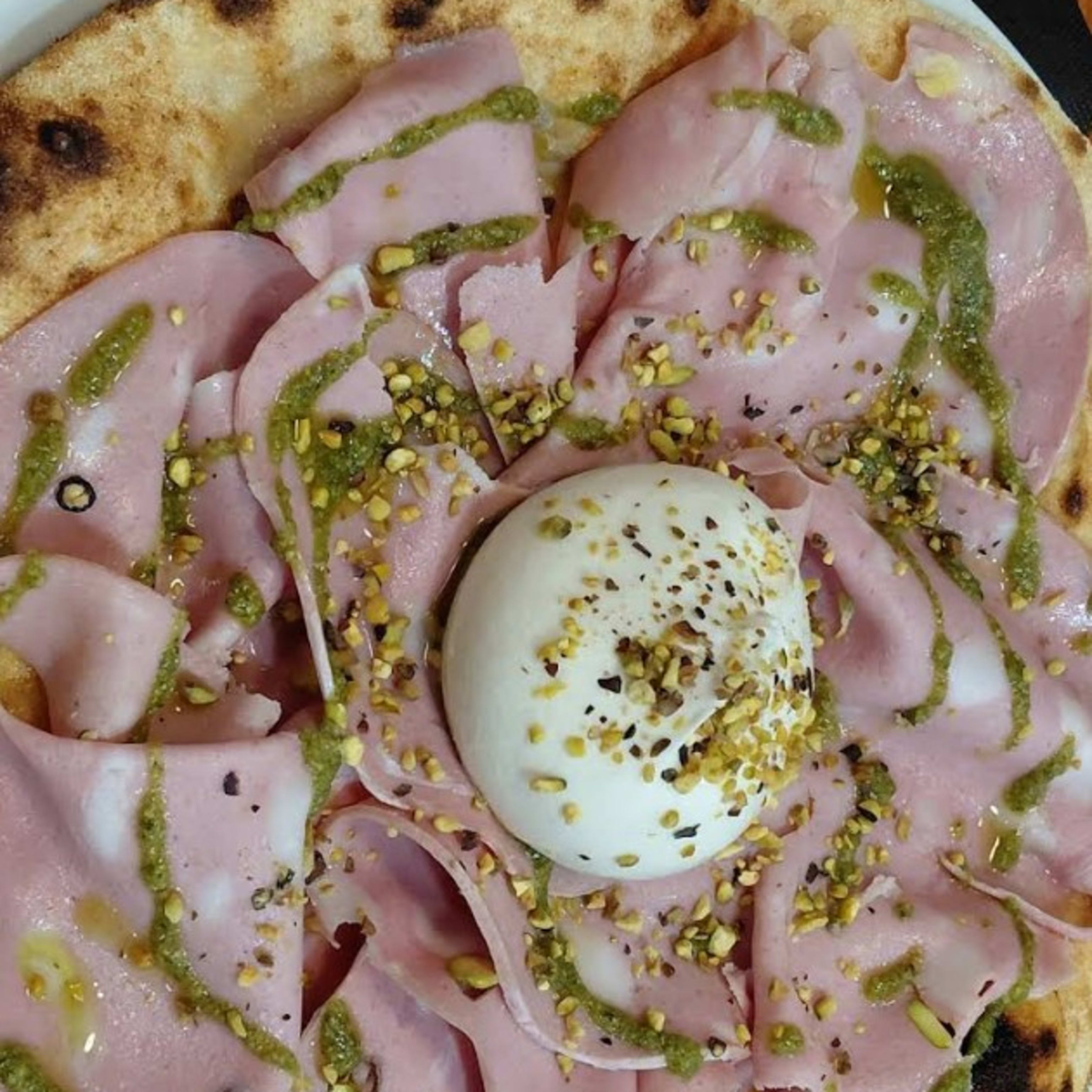 BURRATA Y PESTO