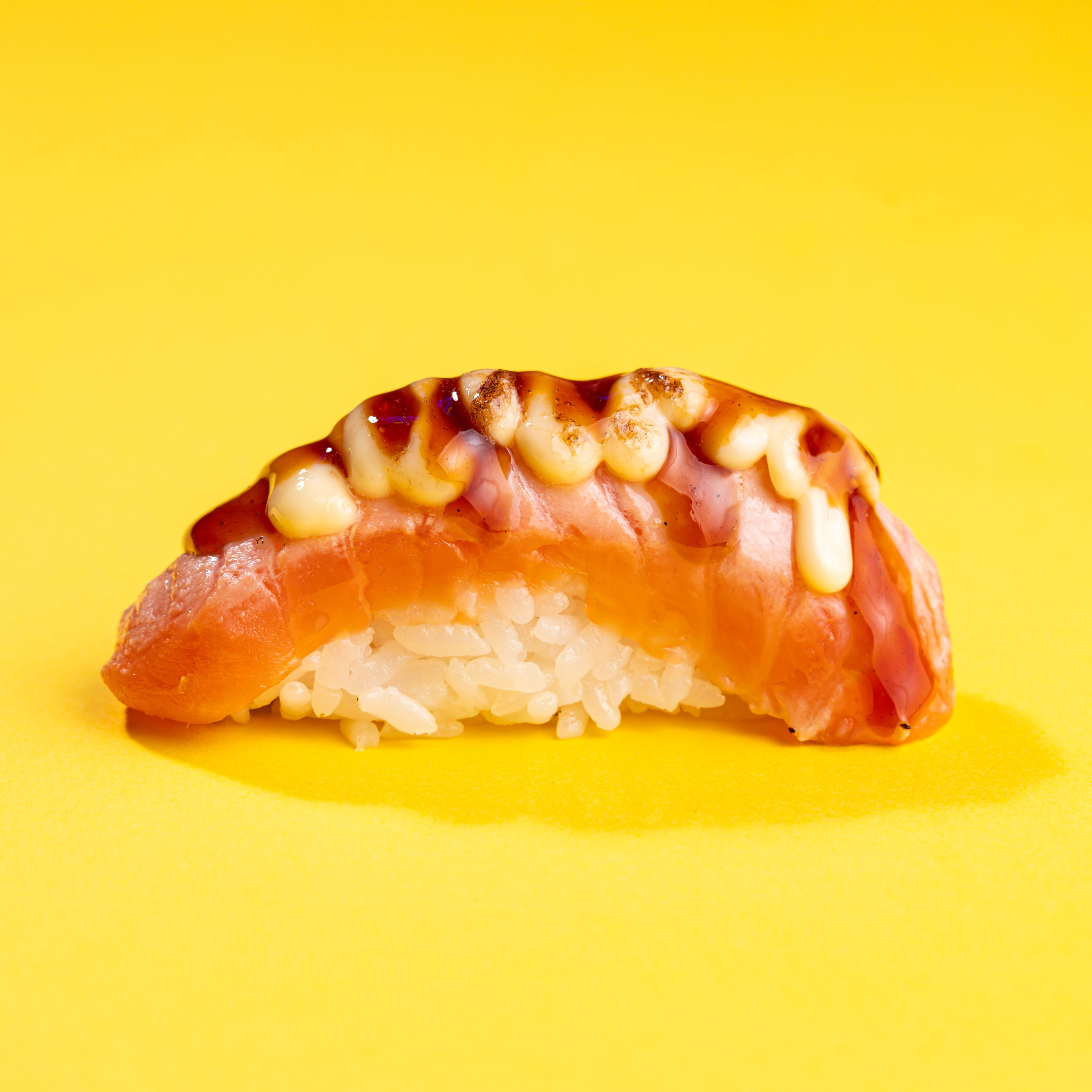 NIGIRI DE SALMÓ