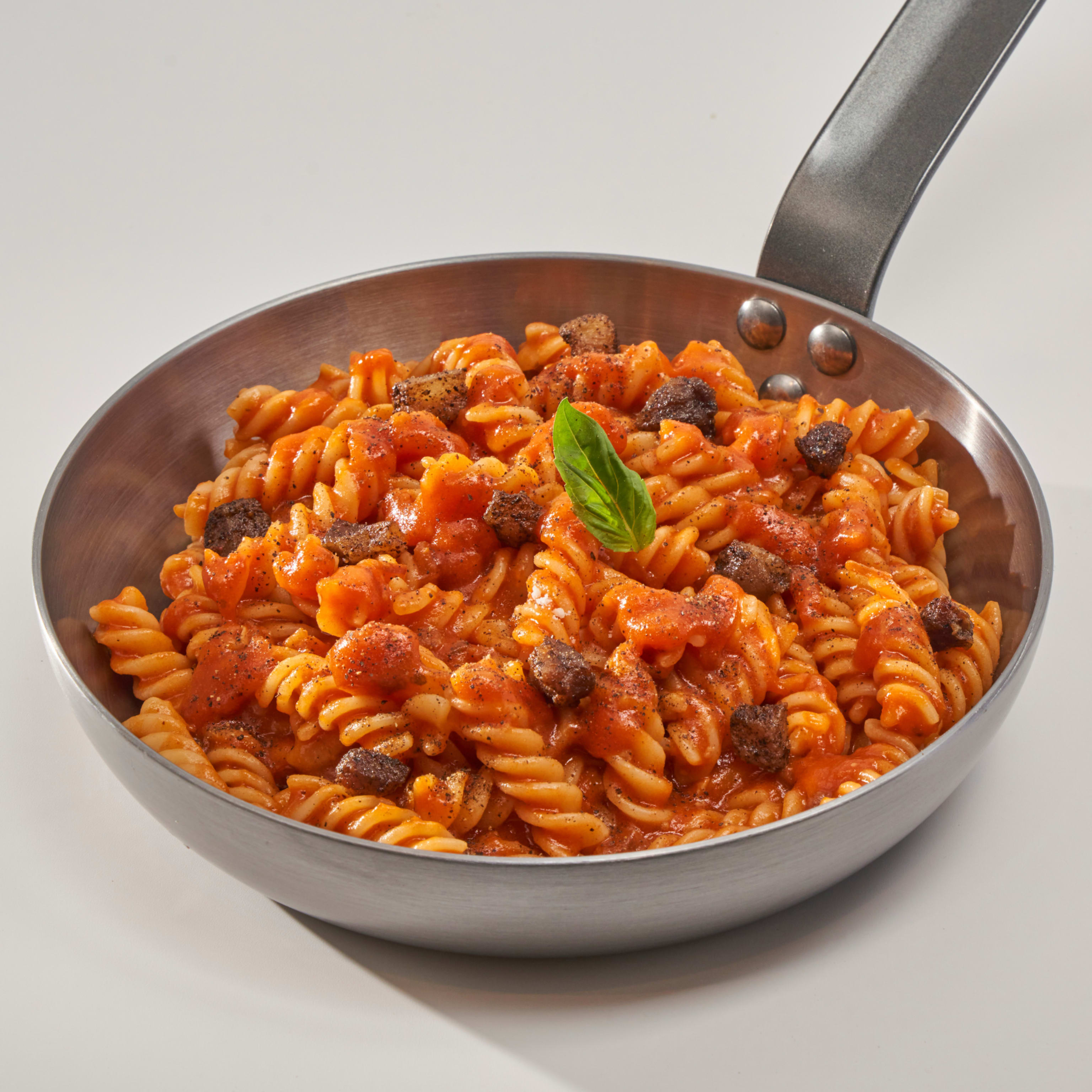Pasta con salsa Amatriciana Classica