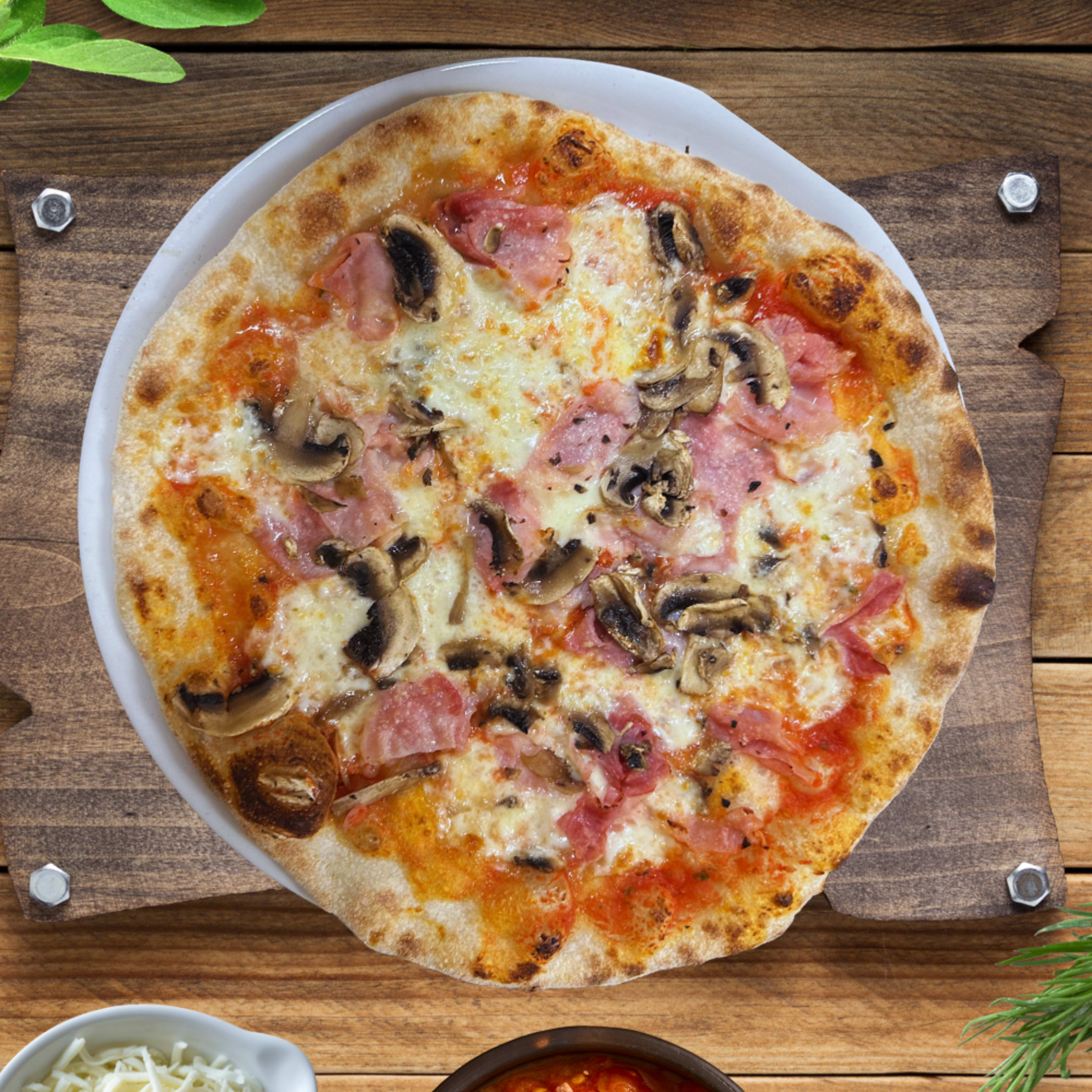 PROSCIUTTO E FUNGHI