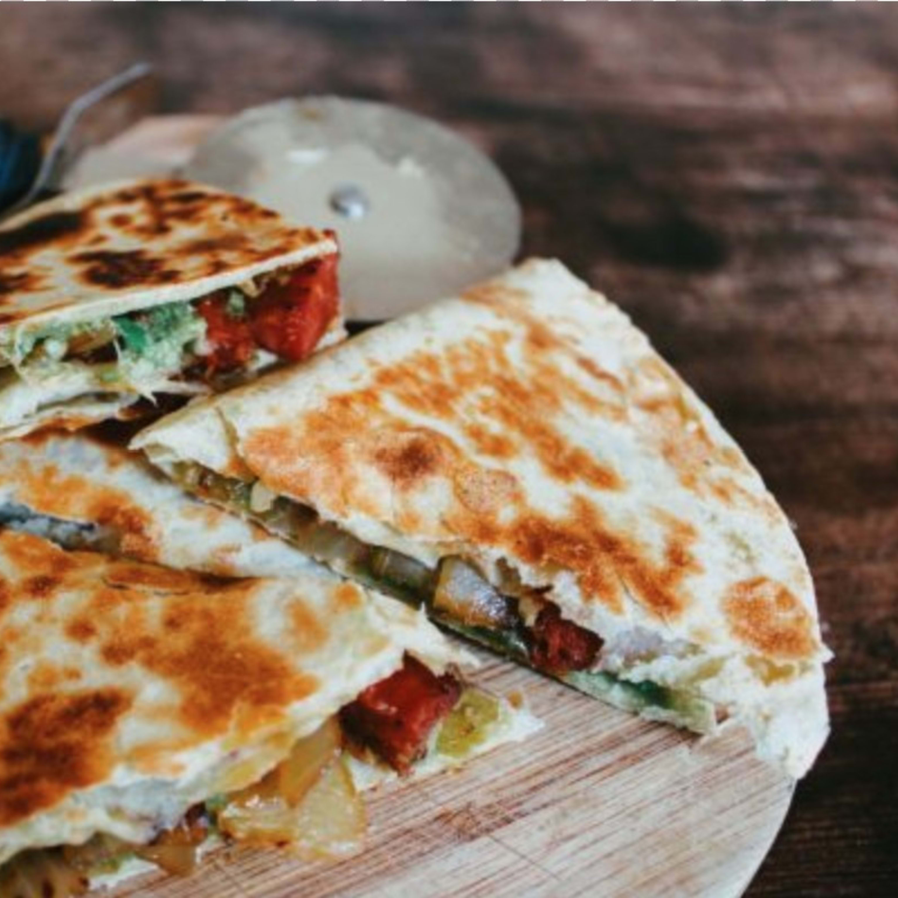 QUESADILLA POLLO Y BACON