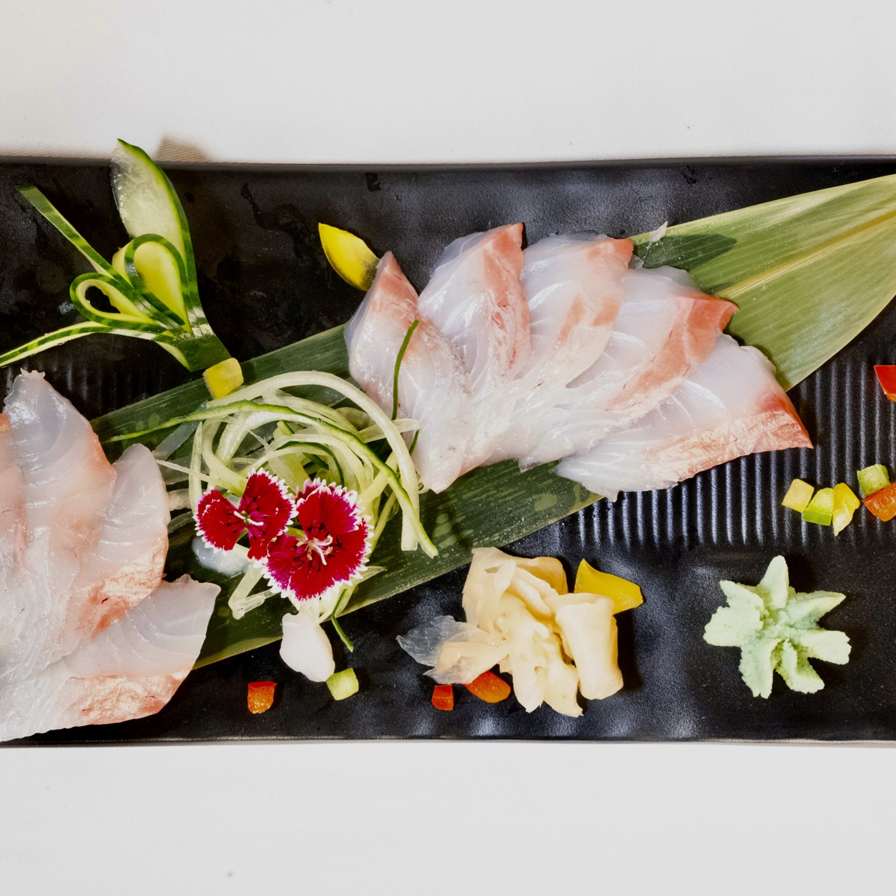 502-SASHIMI DORADA/SEA BREAM (10 PCS)  D