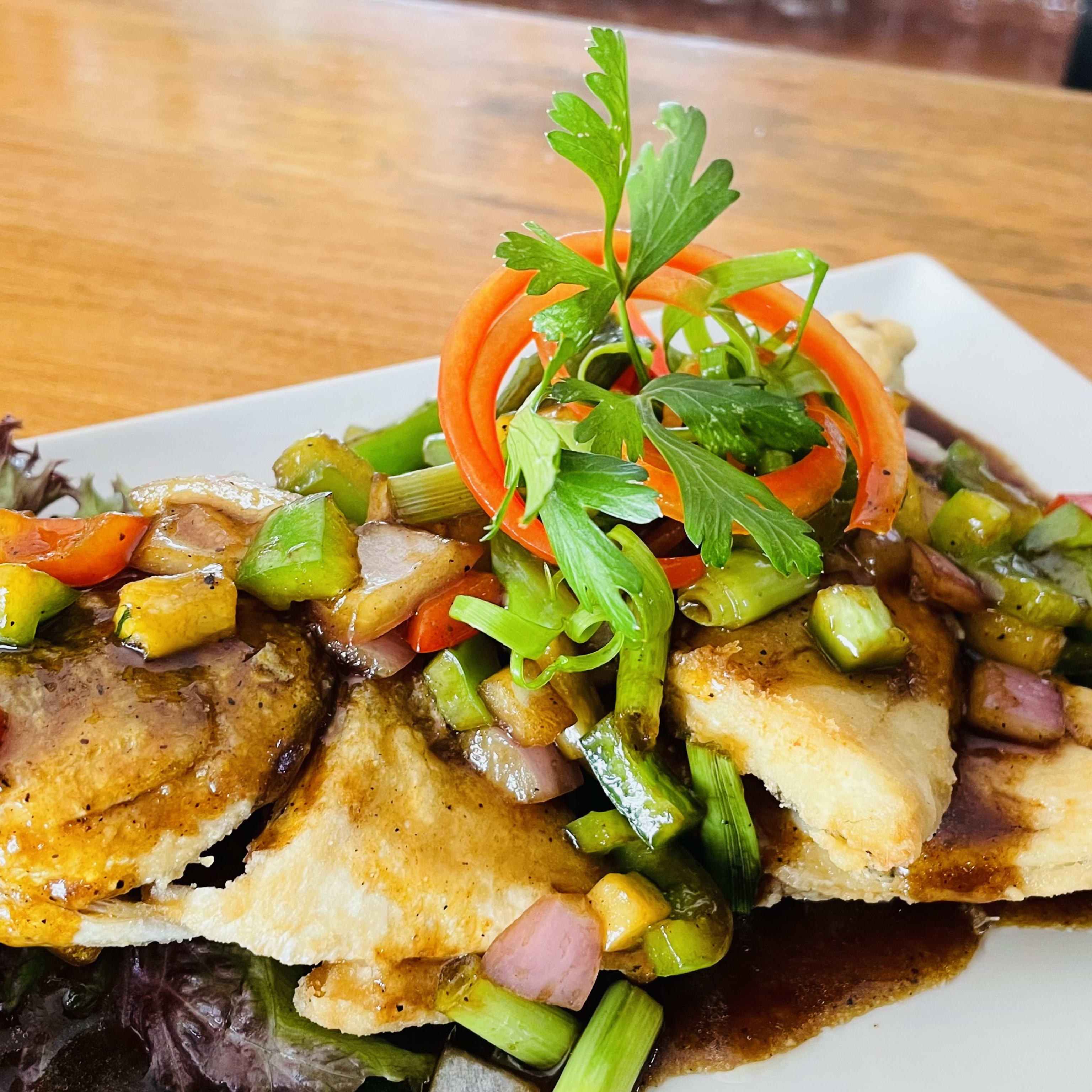 R2. PLA PAD PRIK THAI DUM
