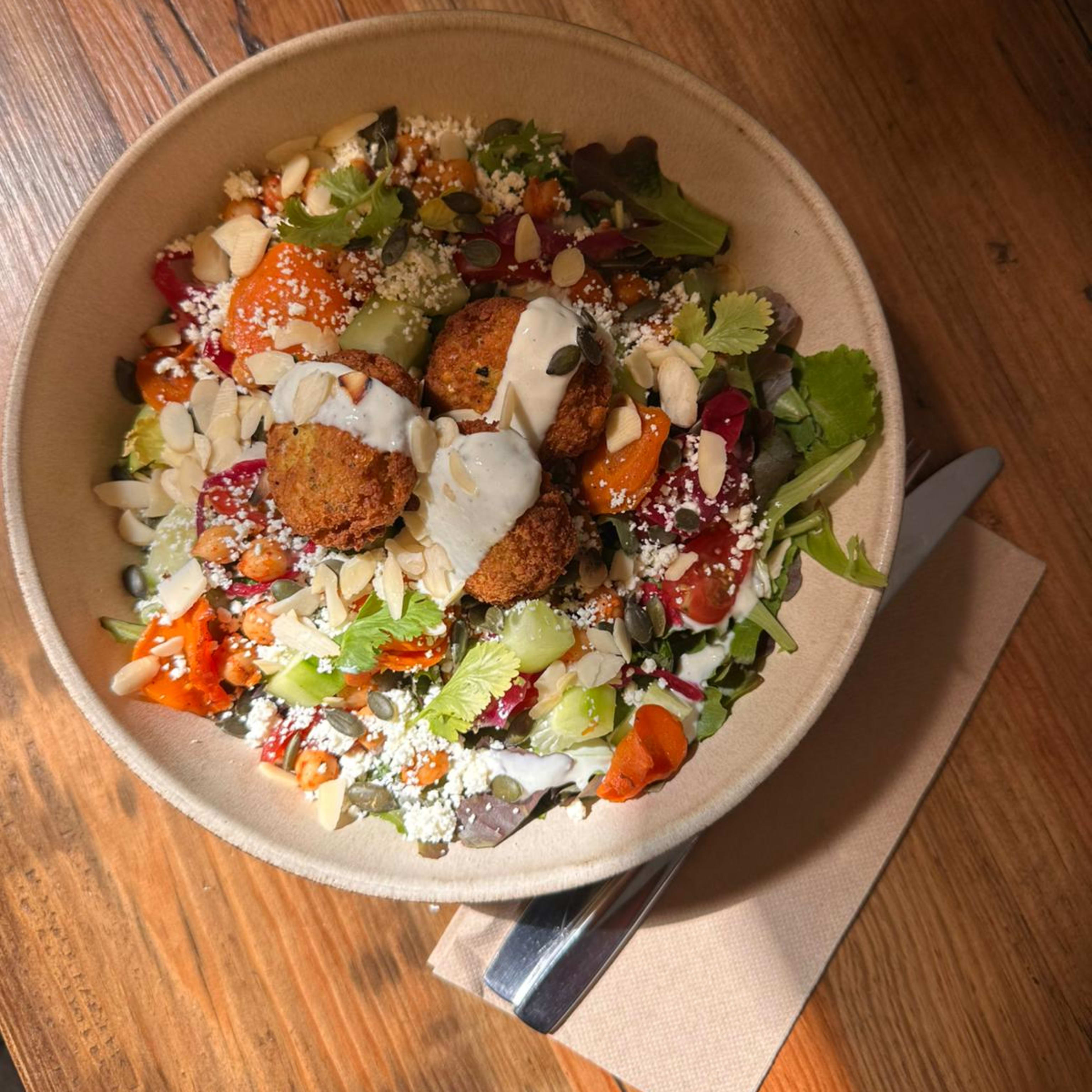 Falafel Feta