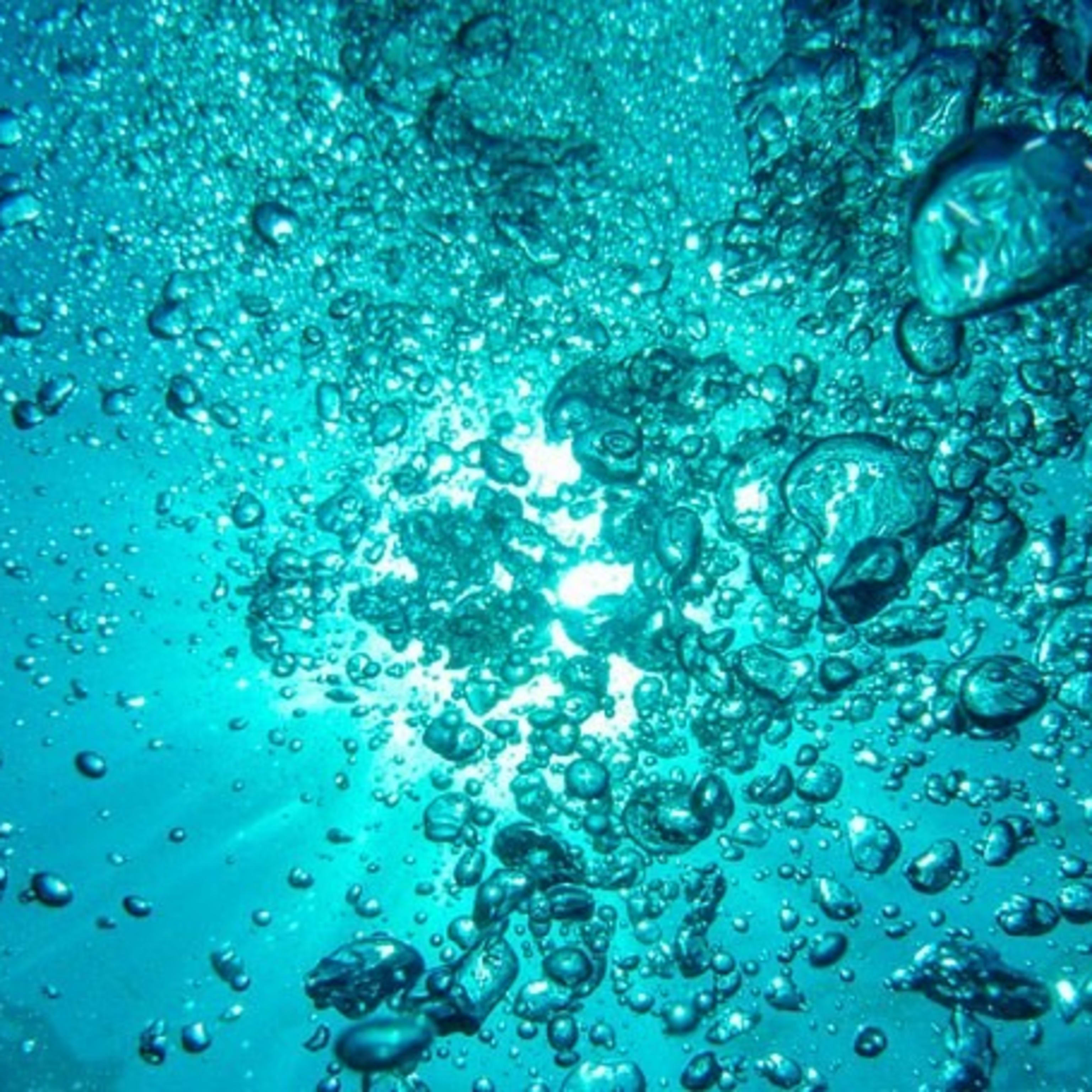 AGUA CON GAS*