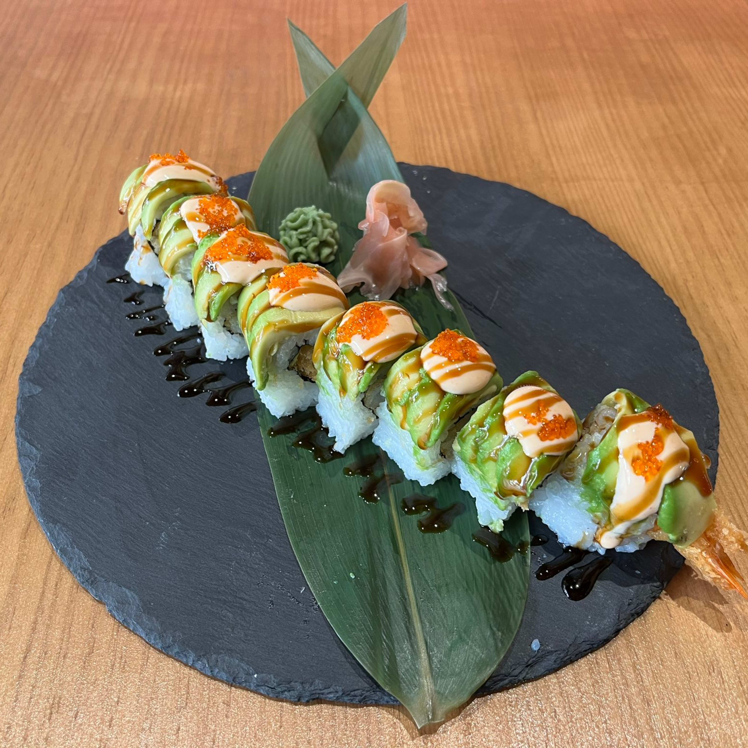   DRAGON ROLLS  8 PCS