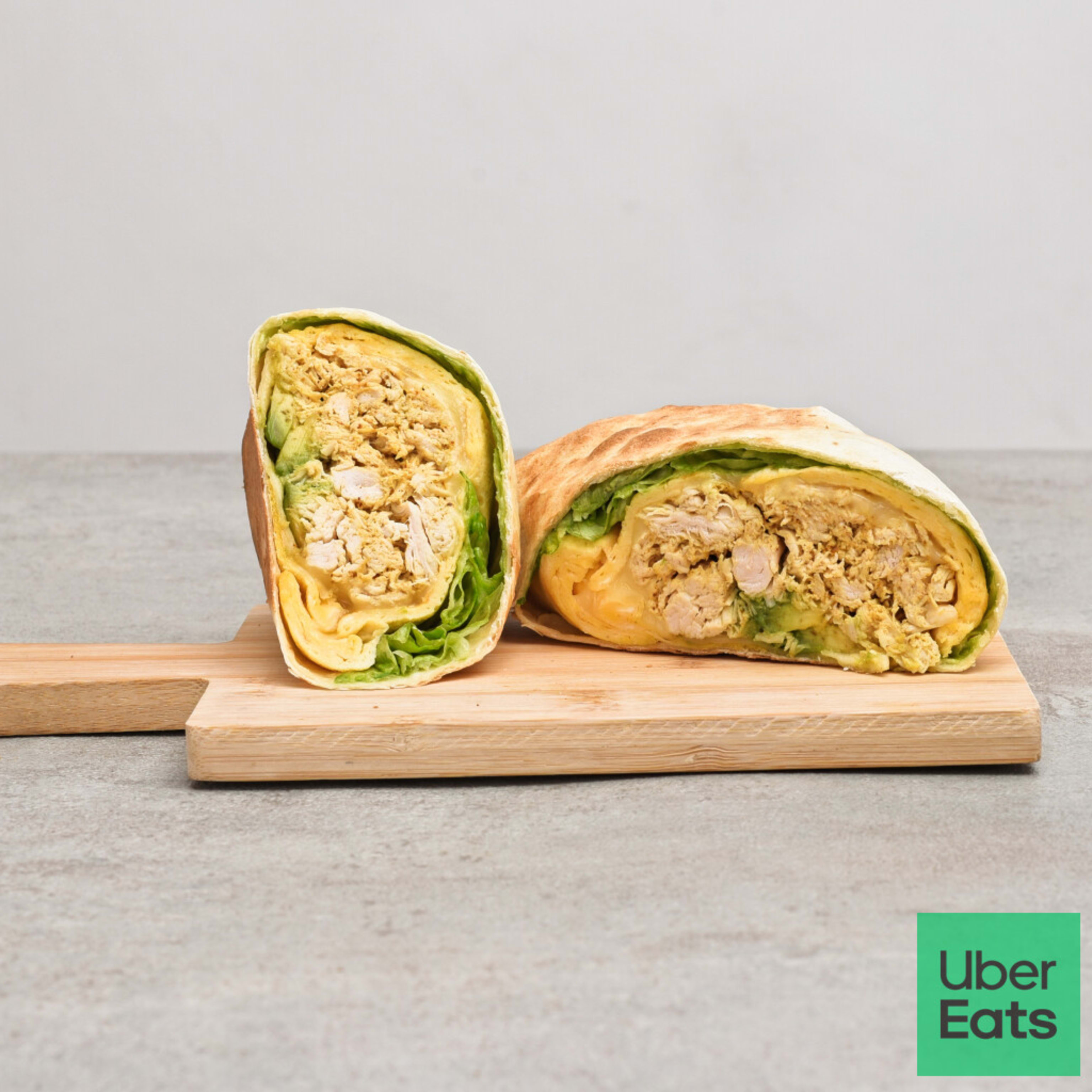 Wrap de aguacate huevo y queo
