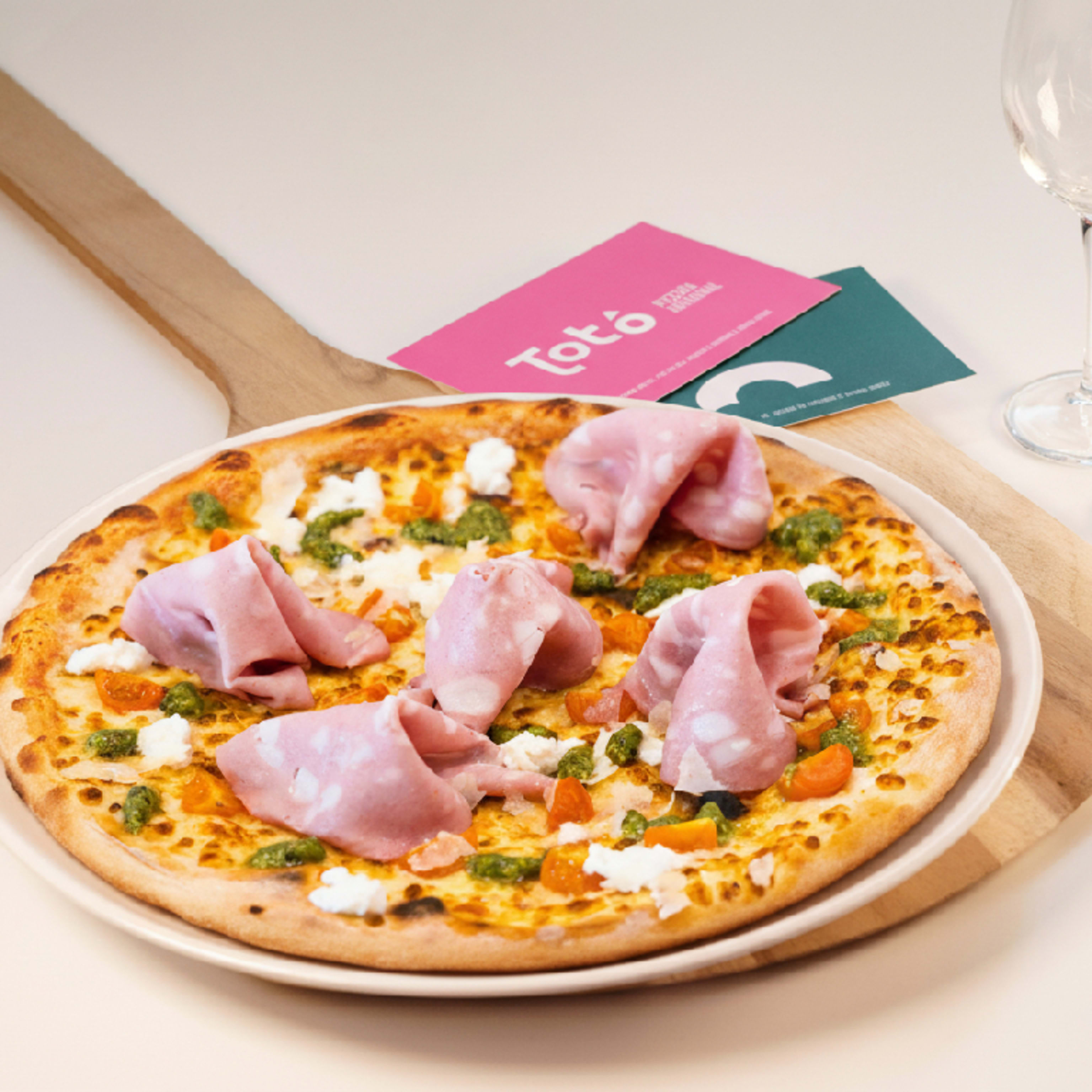 Pizza Emiliana
