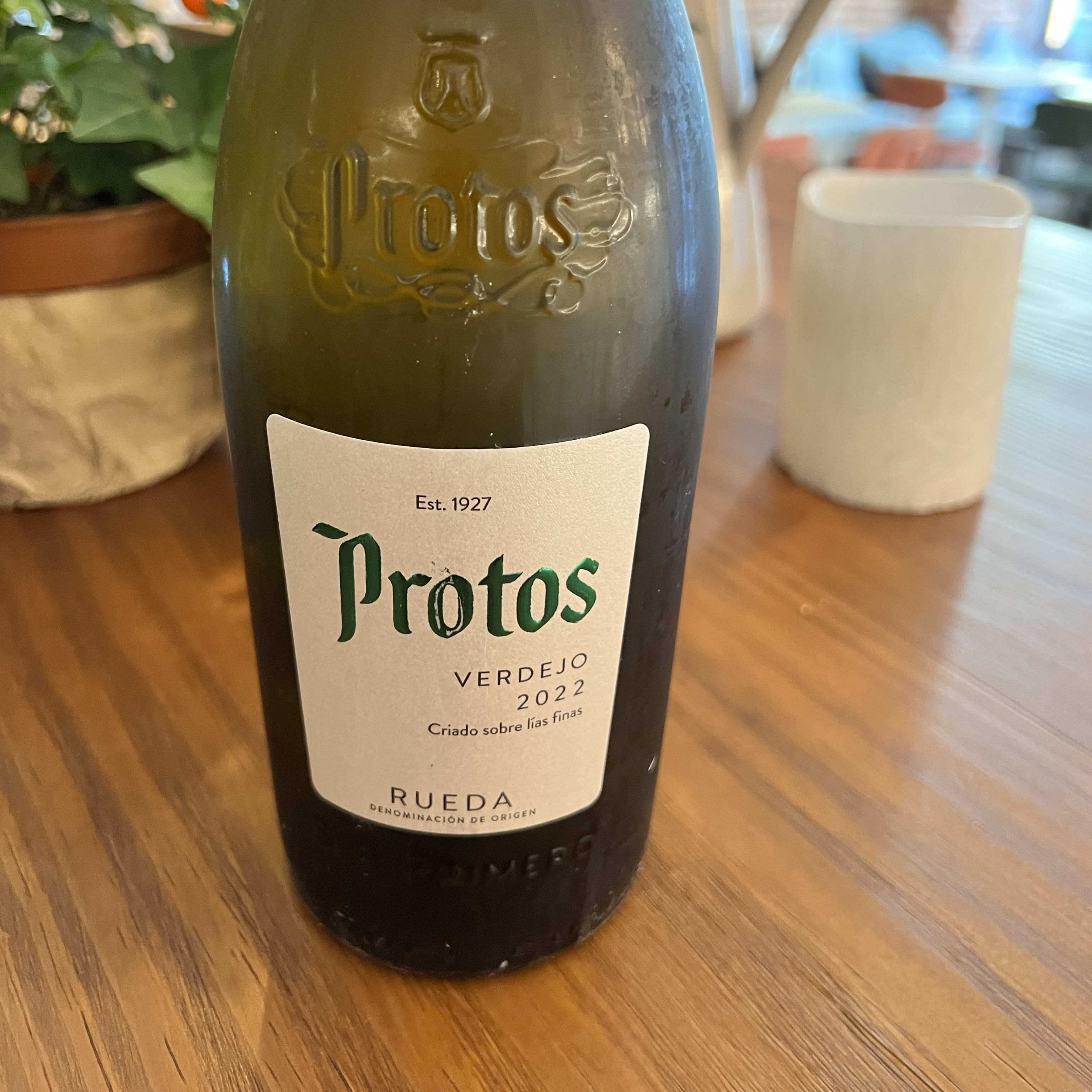 BOTELLA VINO VERDEJO PROTOS