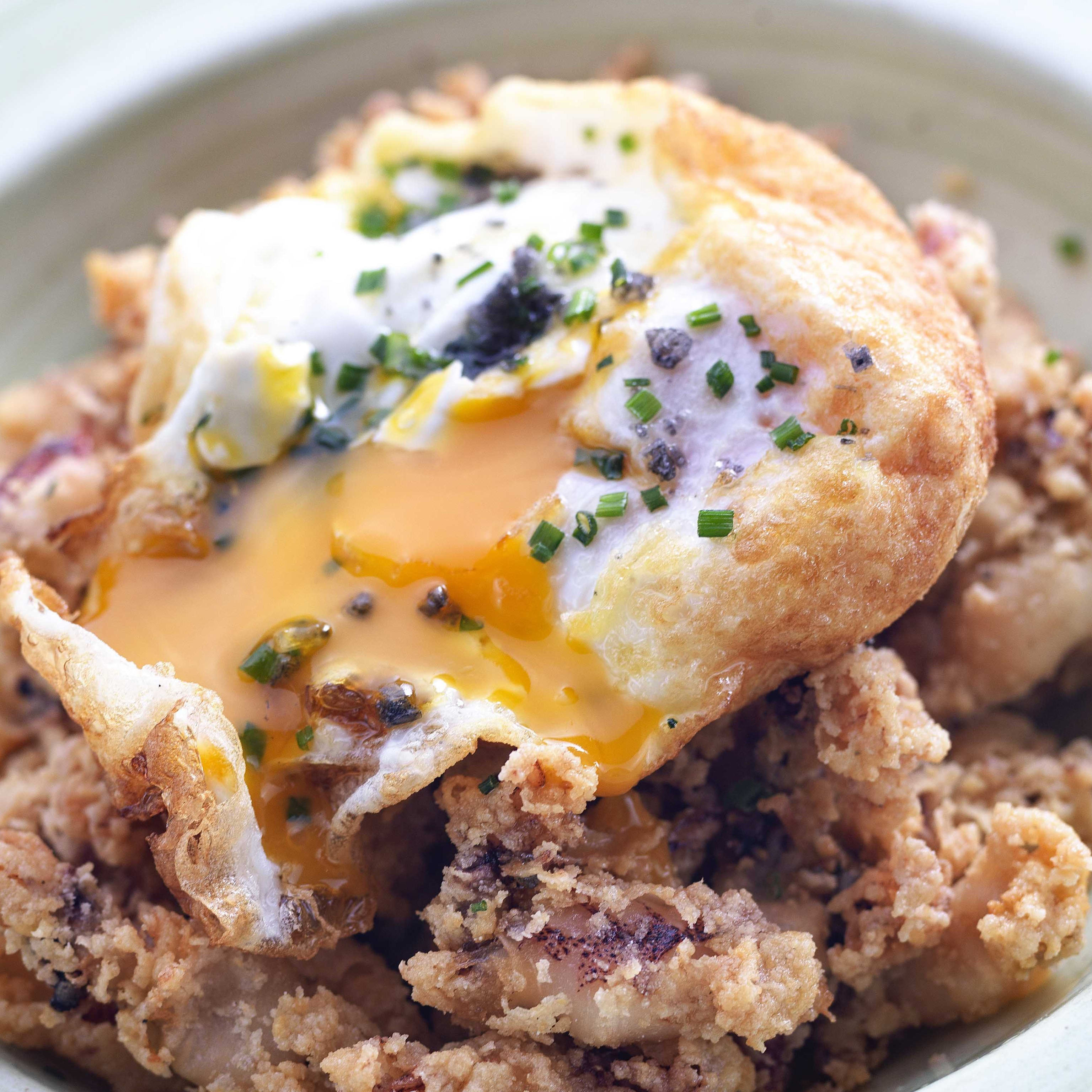 Chipironcitos  parmientiere de trufa y huevo frito