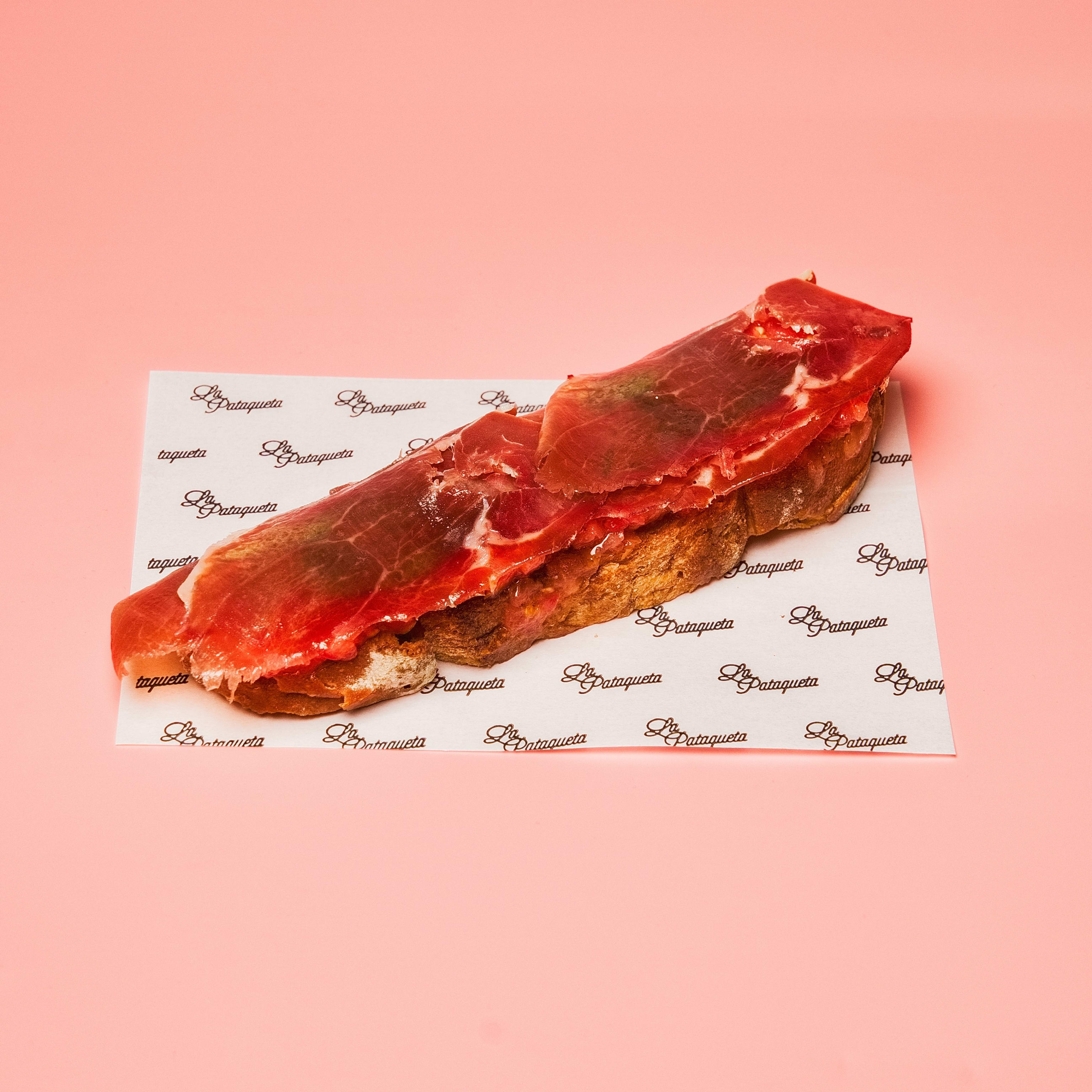 Jamón de bodega, tomate y aceite de oliva