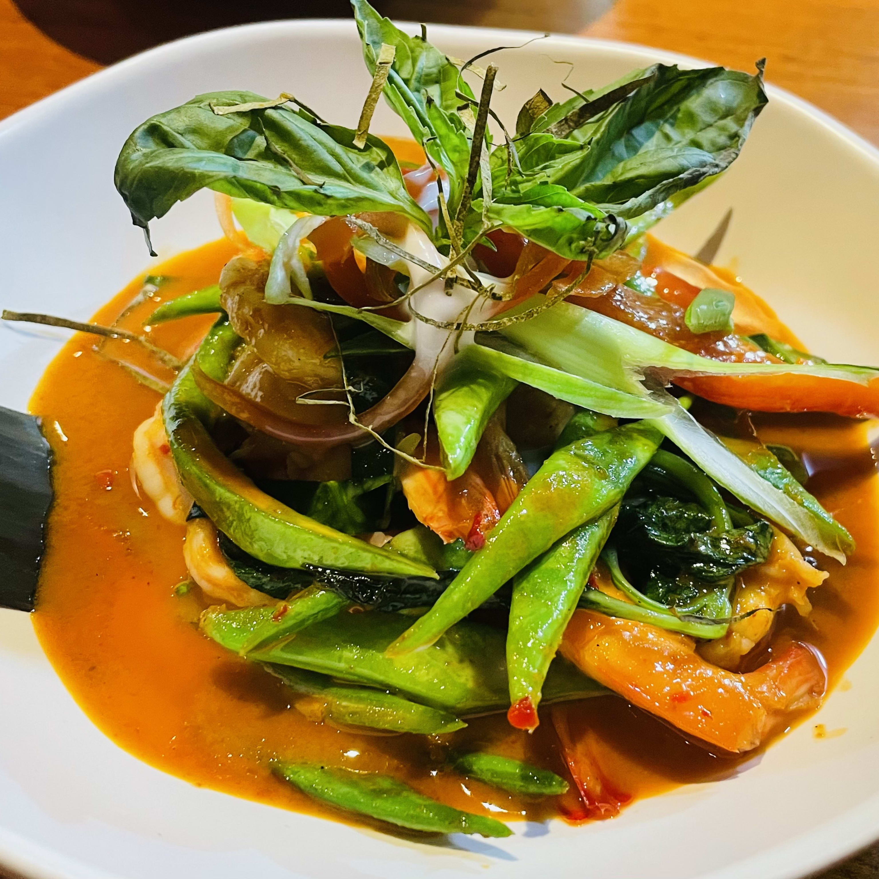 WOK5. PAD PRIK GAENG