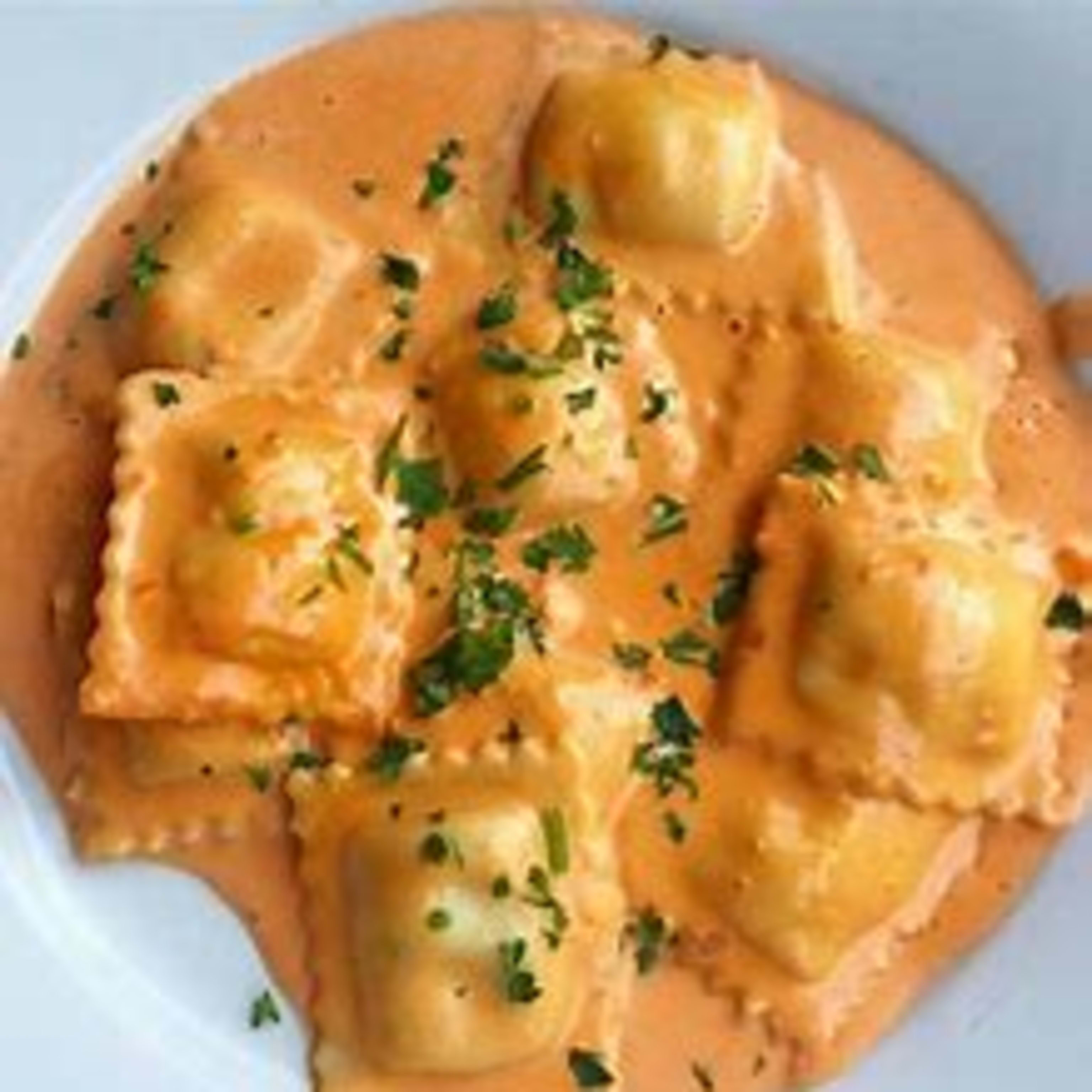 RAVIOLI DE SALMON