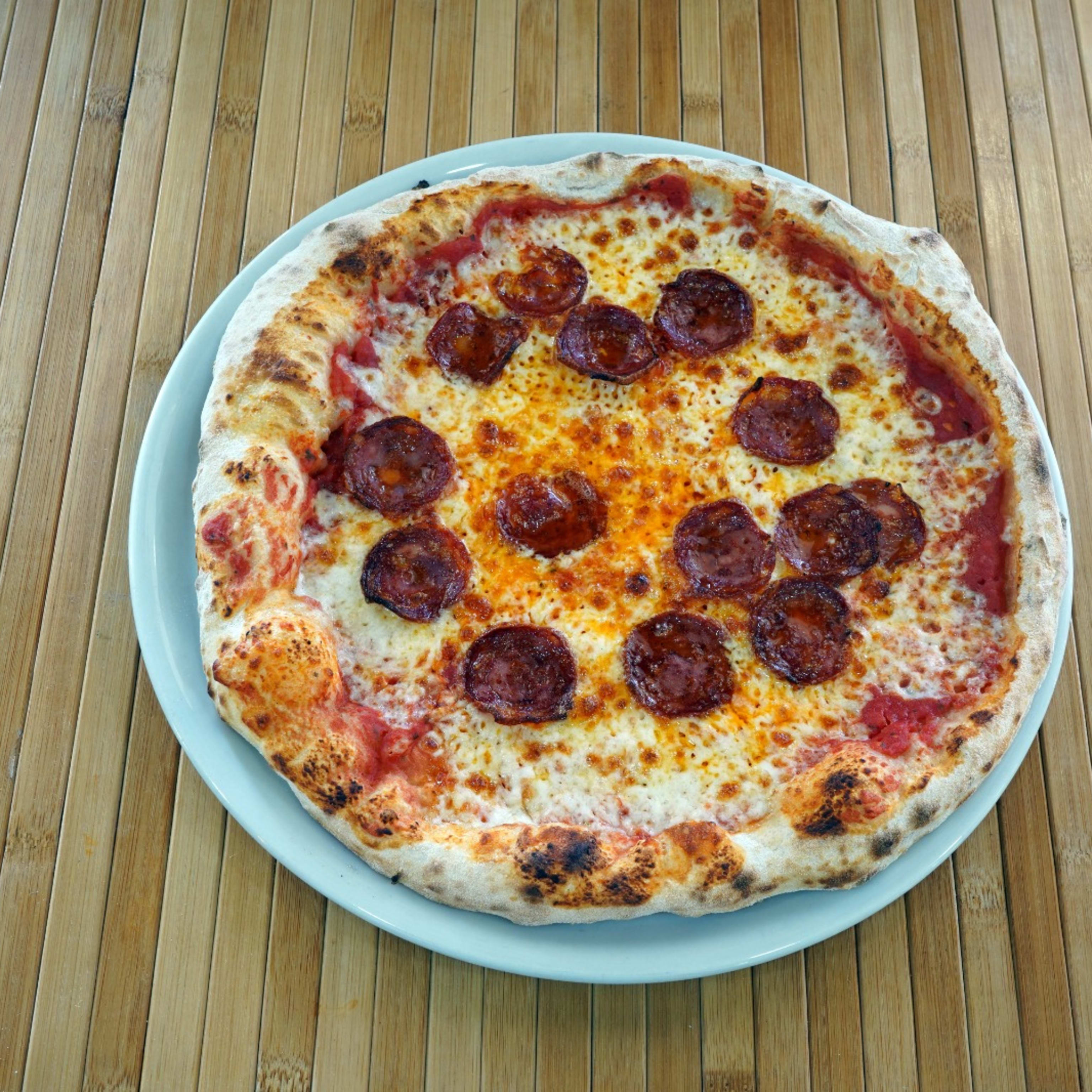 Pizza Salamino Piccante Individual