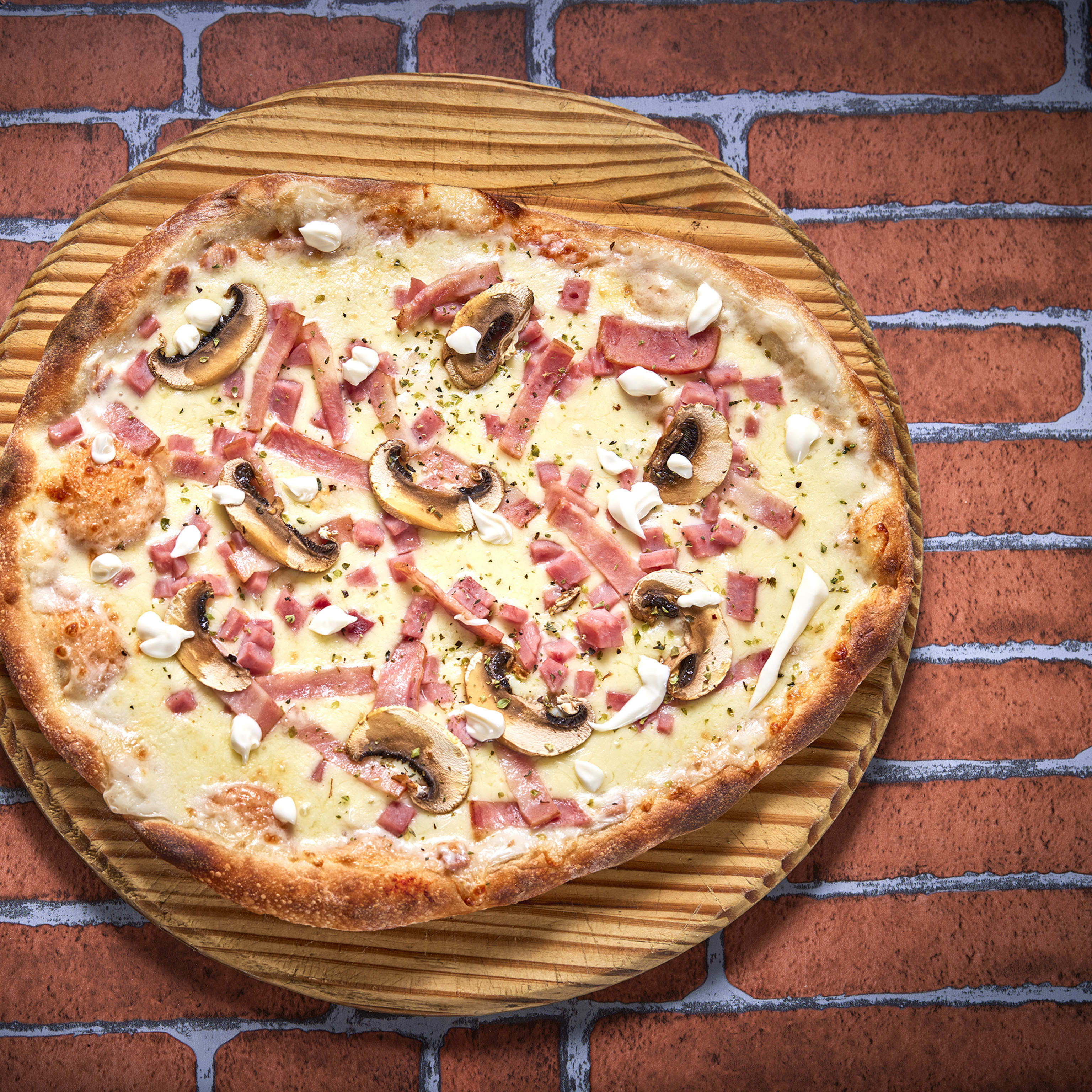 Pizza Carbonara (M)