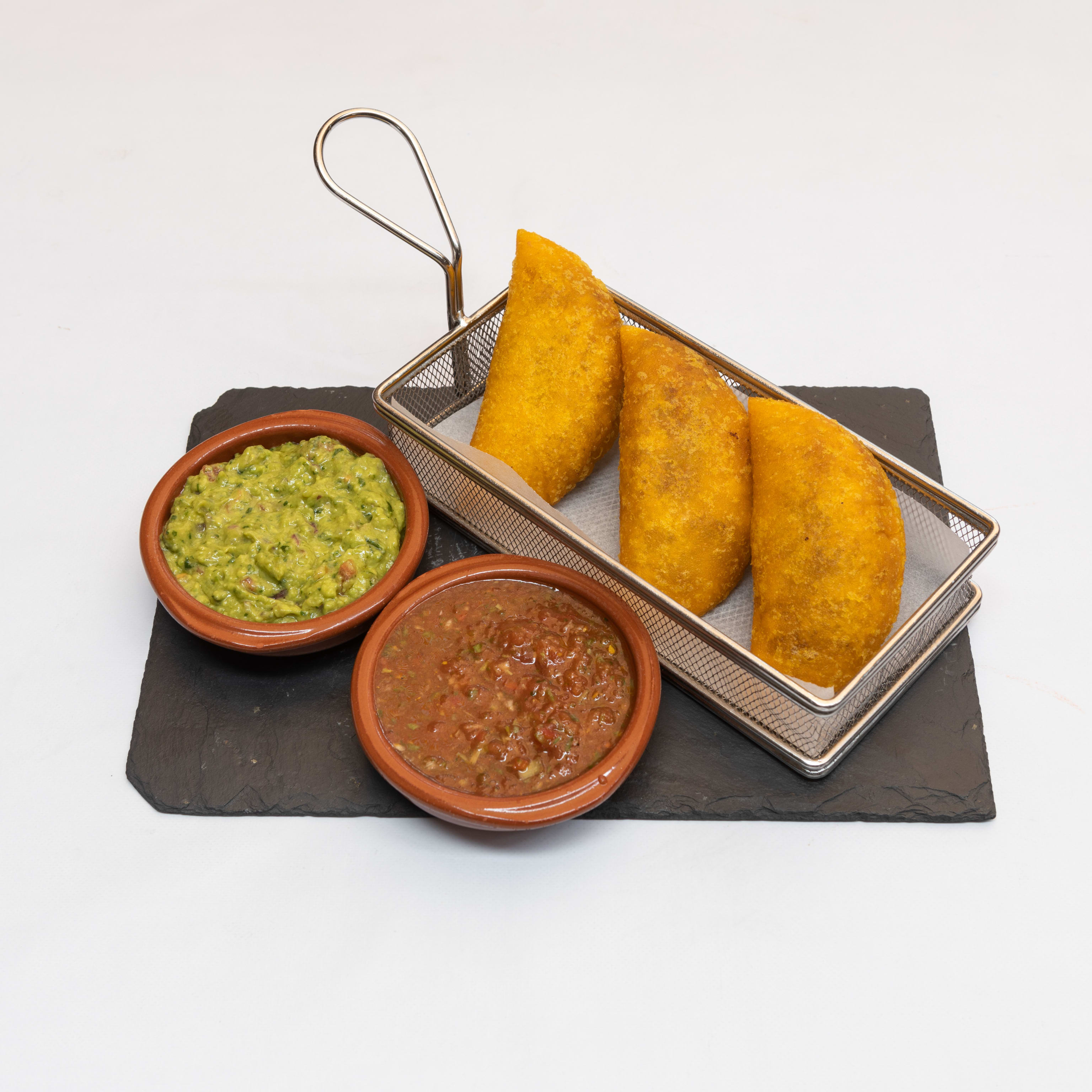Empanadas Tradicionales 3Ud..