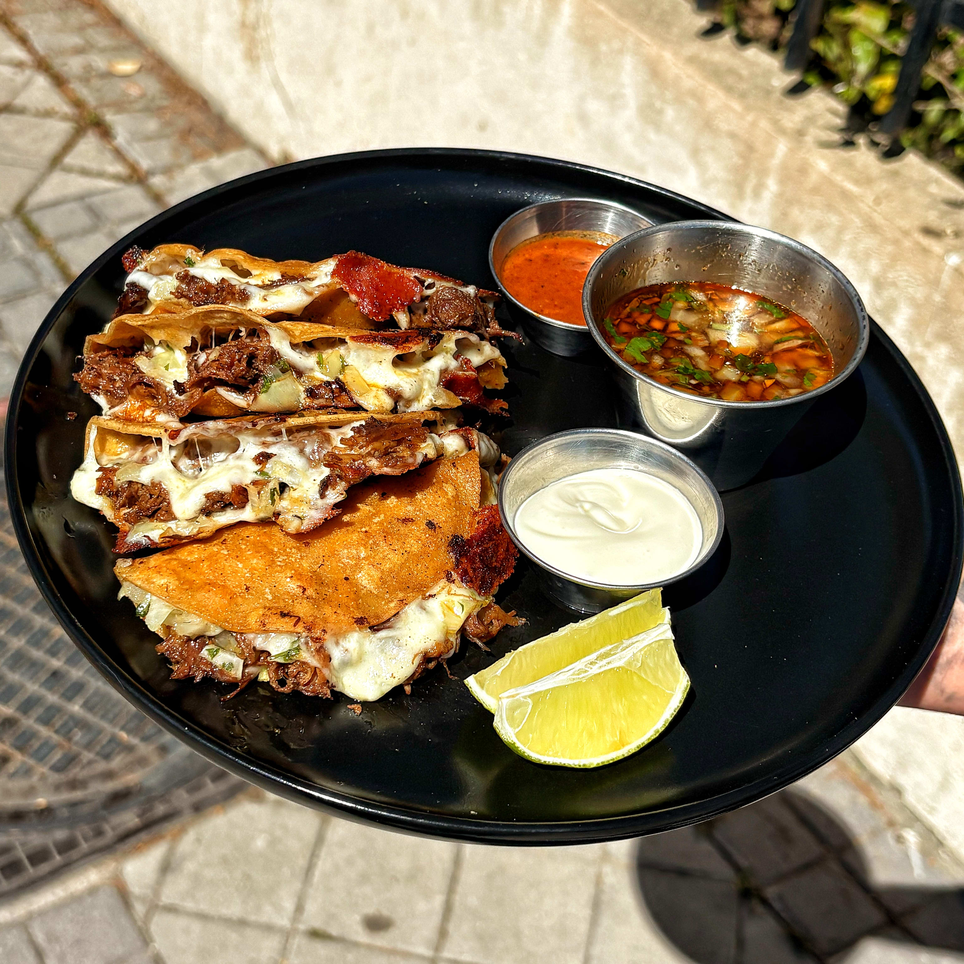 Tacos con Queso Fundido