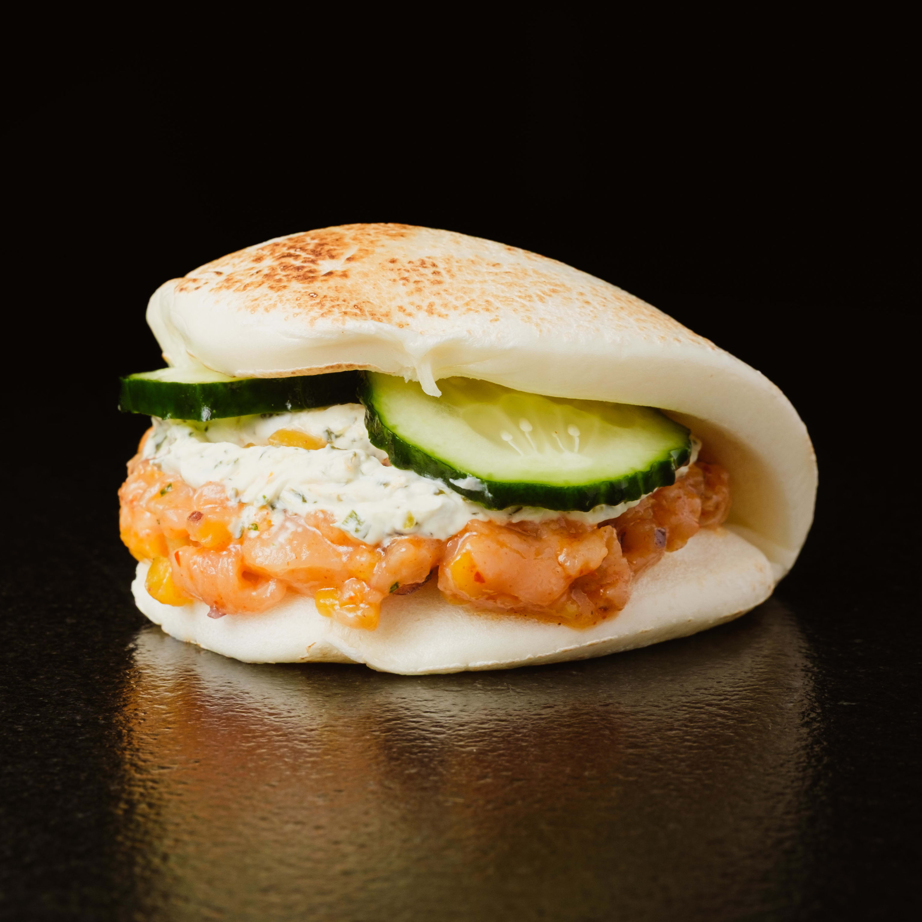 Bao semifrio de Tartar de Salmón