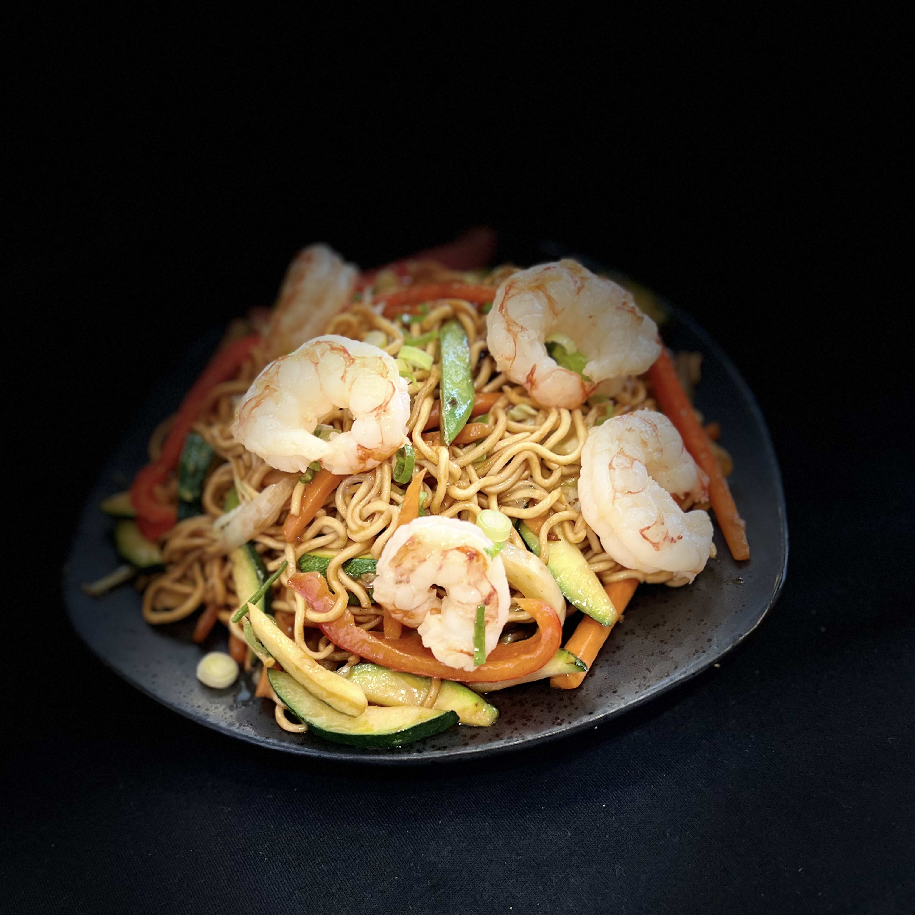 YAKISOBA DE GAMBAS