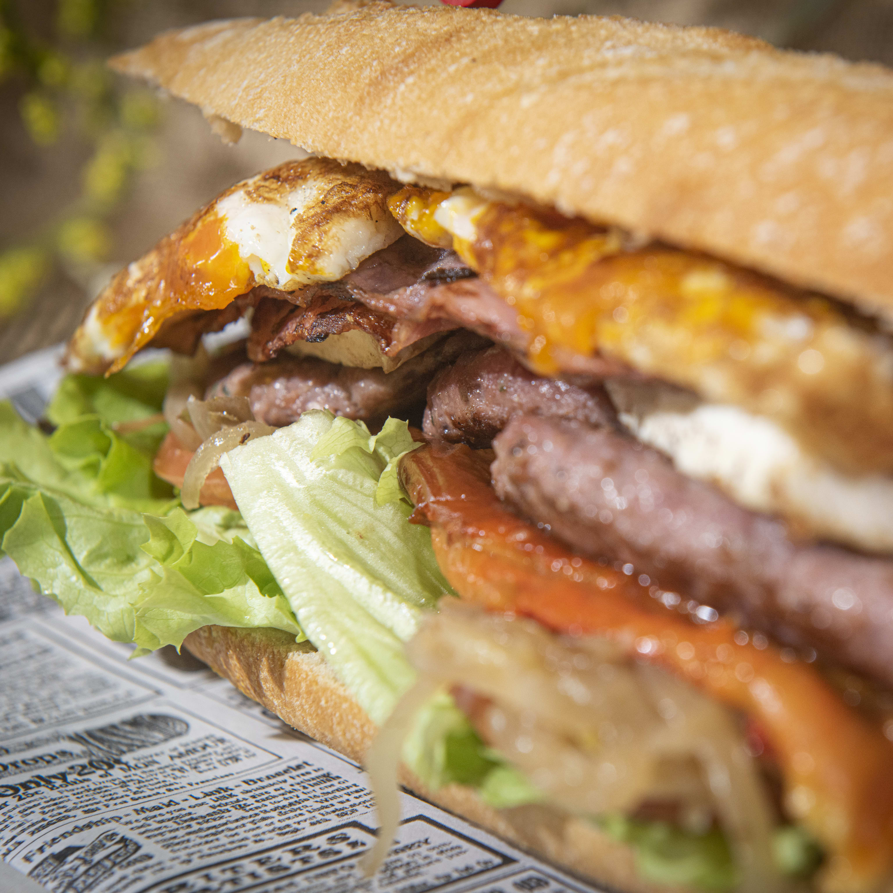 77. Baguette burger Fetén