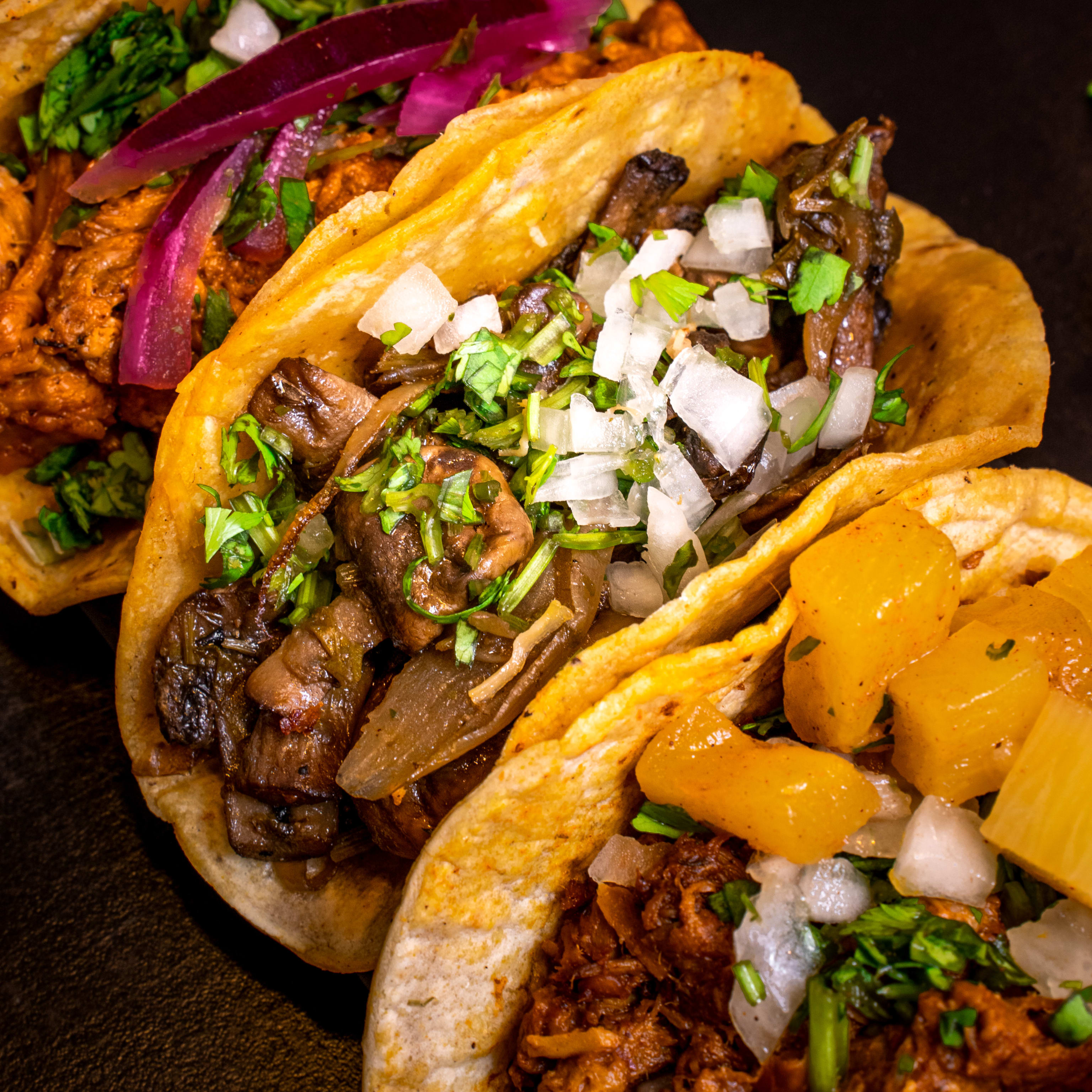 TACOS - Tinga de Pollo