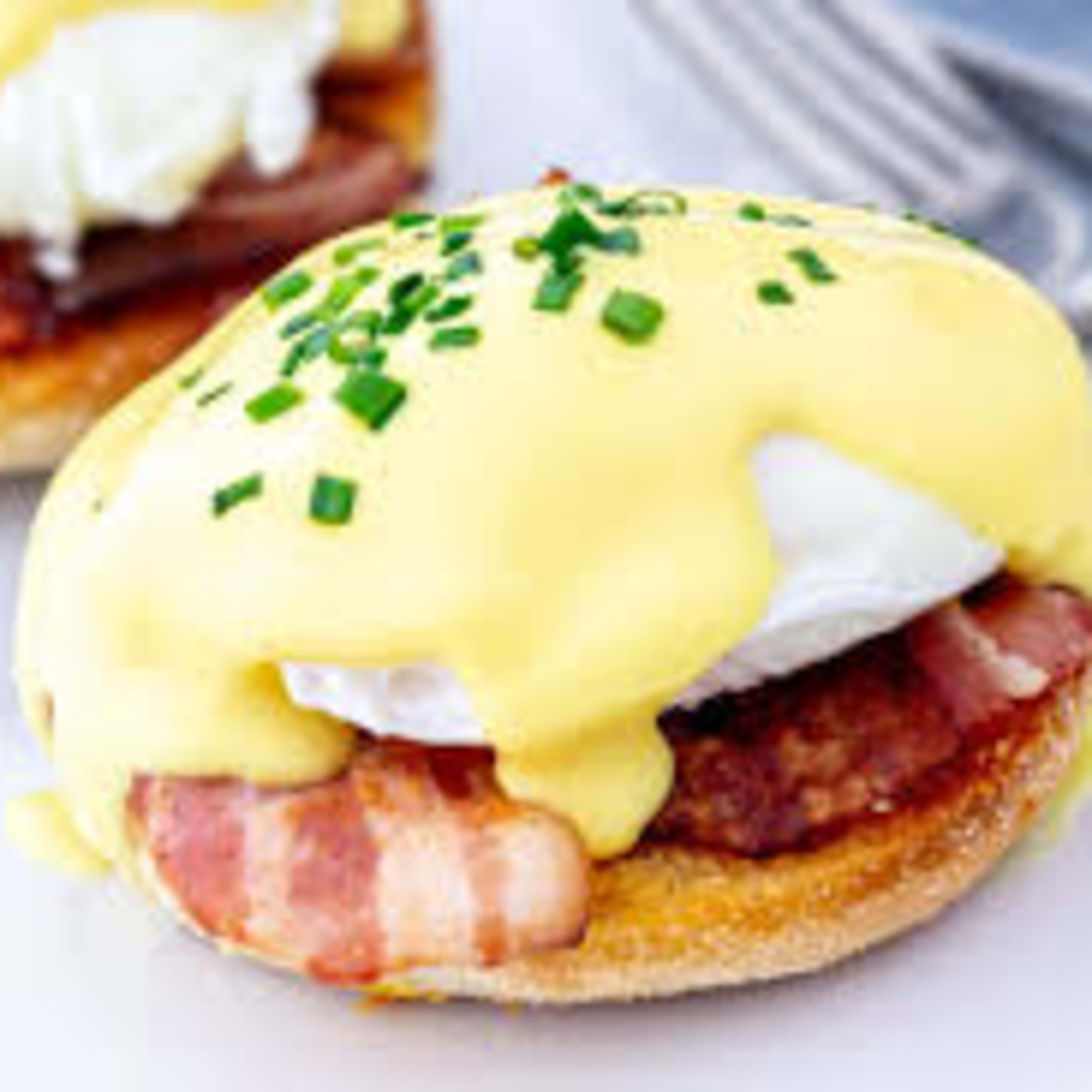 Huevos Benedict clásicos