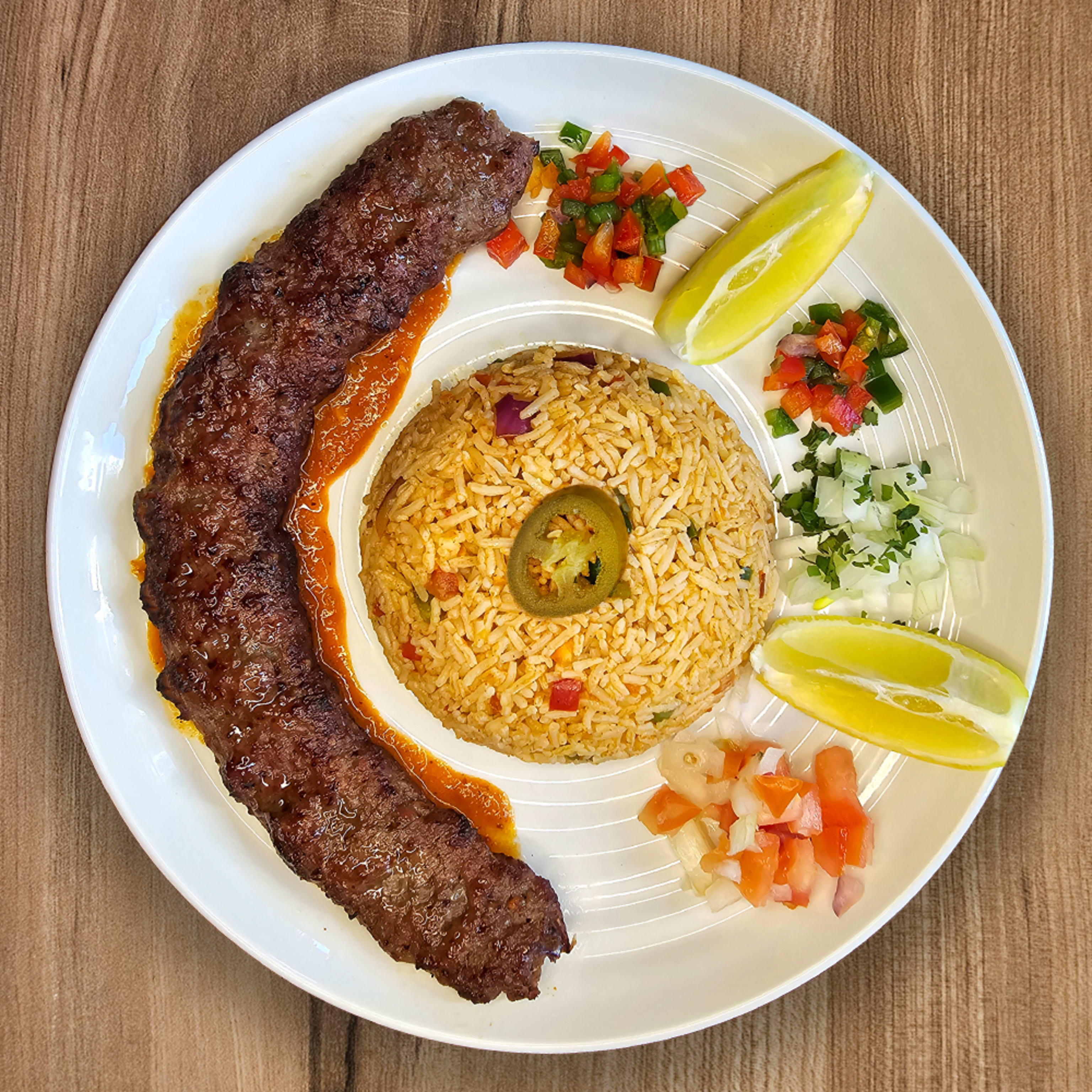 PLATO DE BROCHETA DE KEBAB