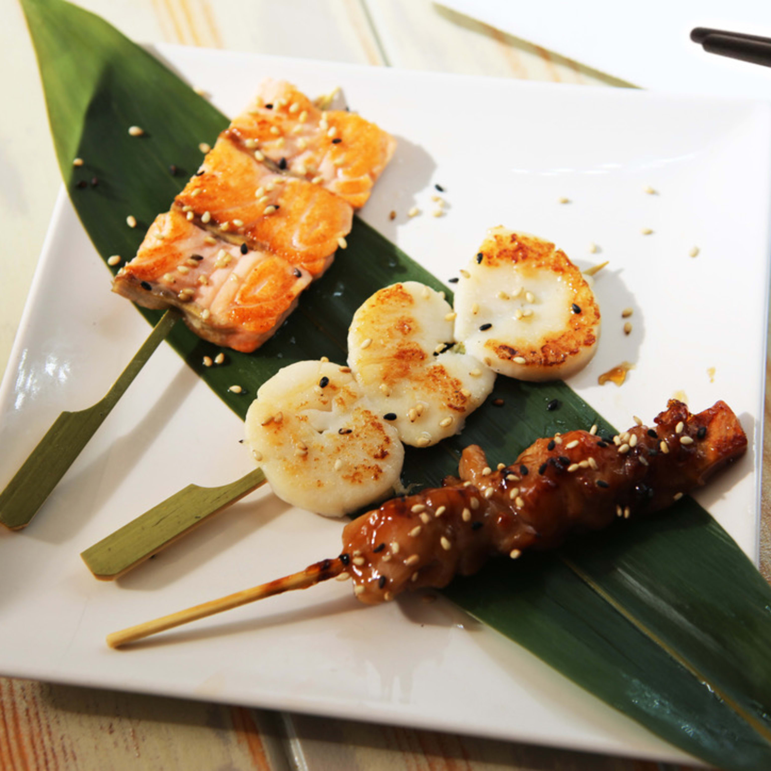 114- YAKITORI POLLO  (2 PCS)  D