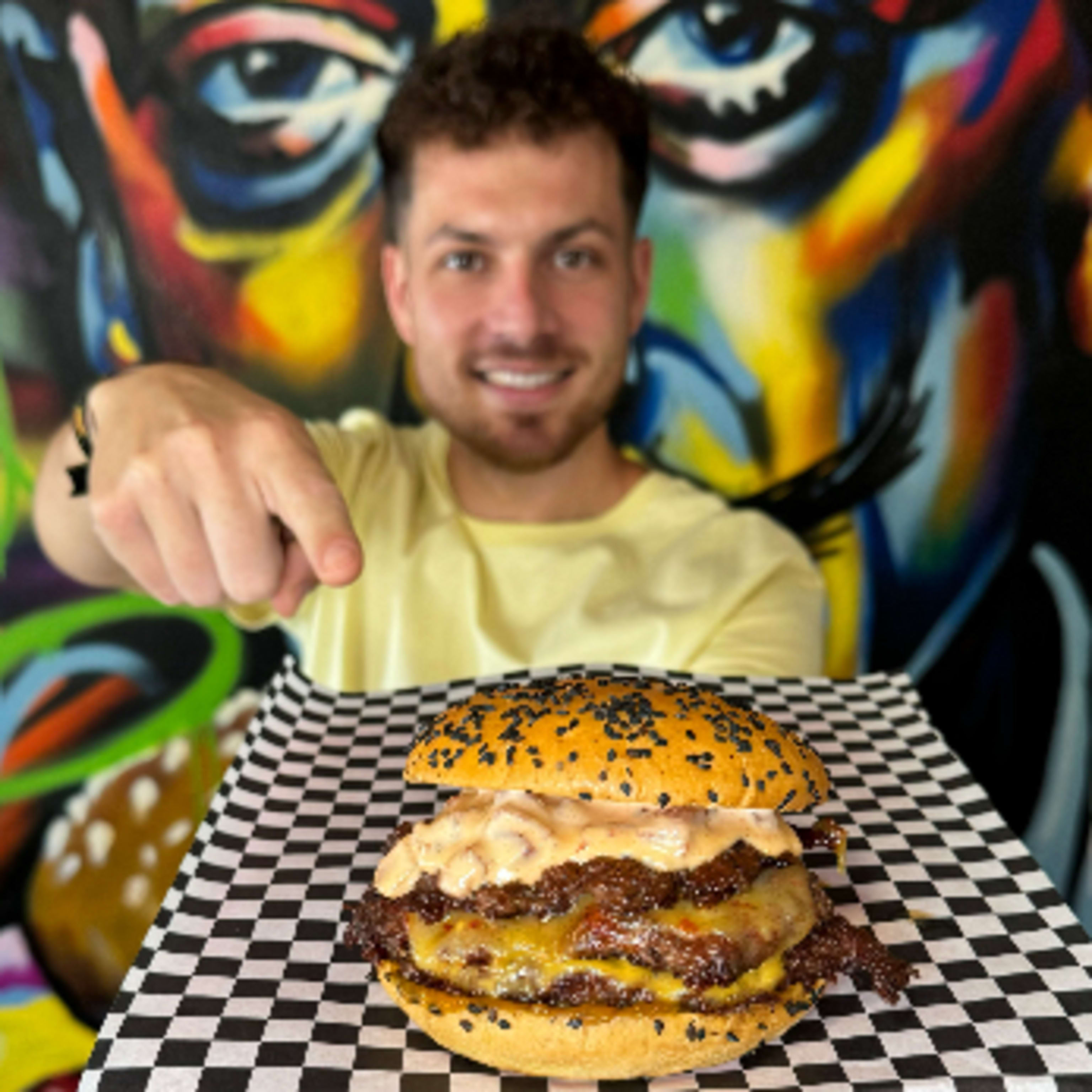 BY @VALENCIANBURGERLOVERS