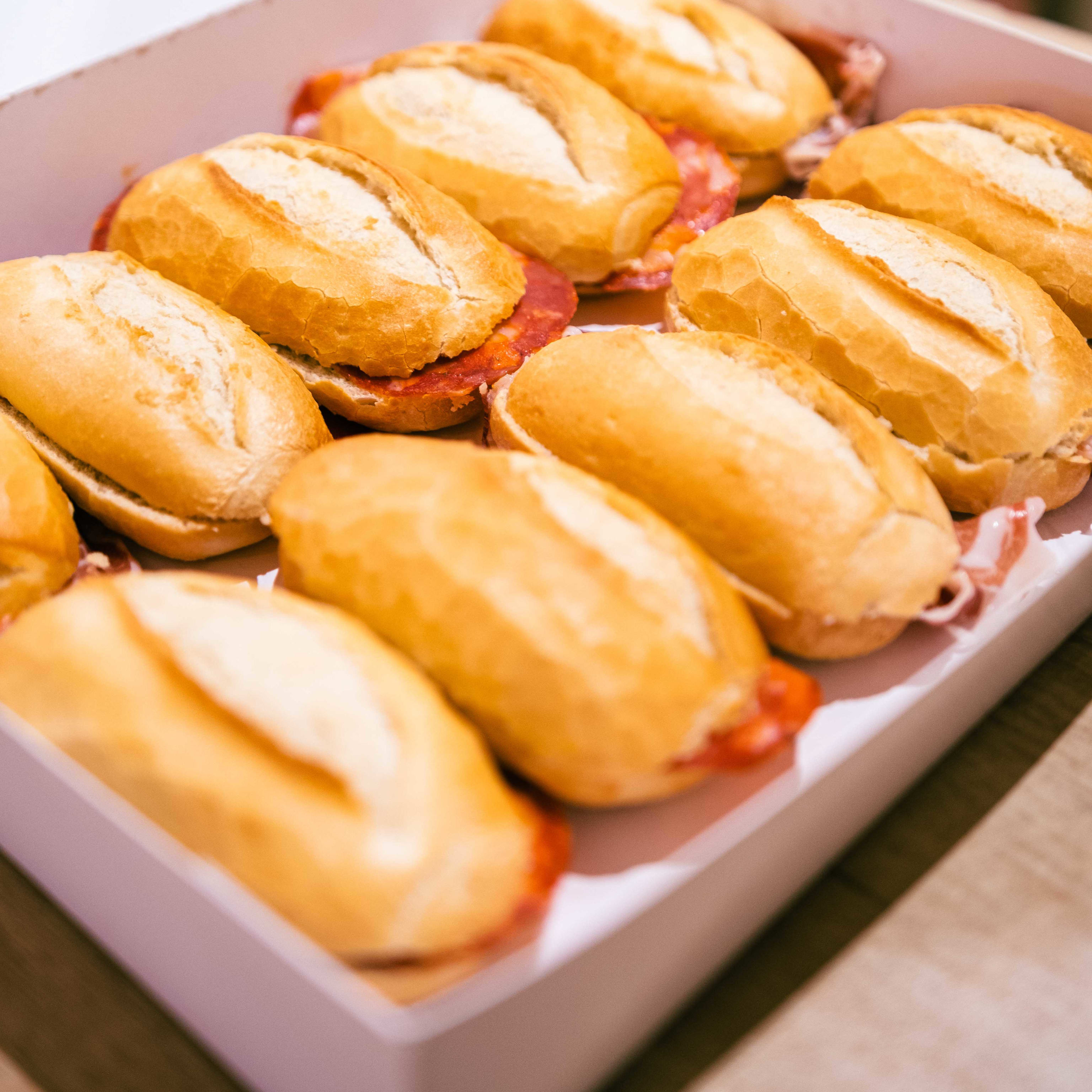 Caja De 10 Pulguitas De Chorizo Ibérico