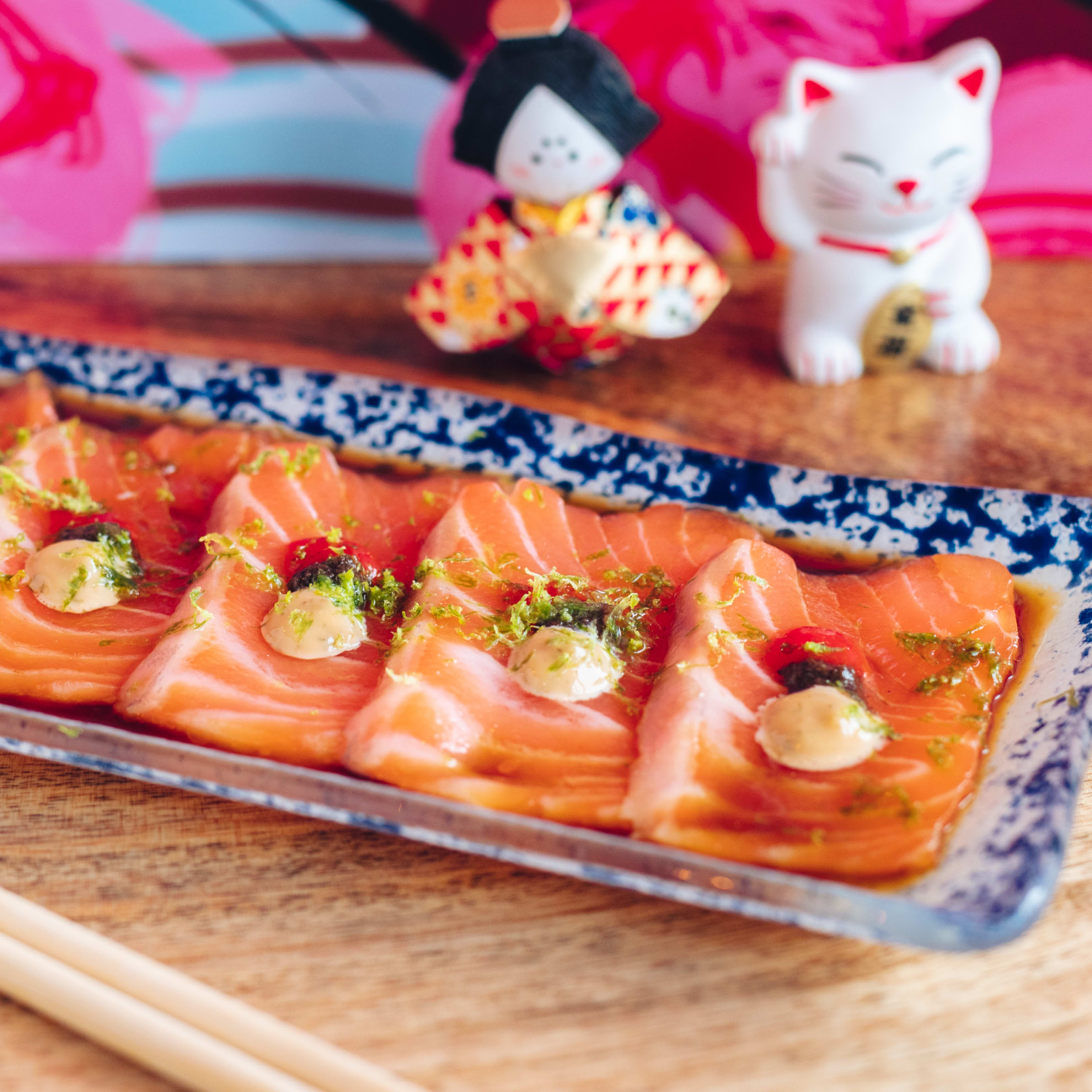 Tiradito Salmon (6 tiras)