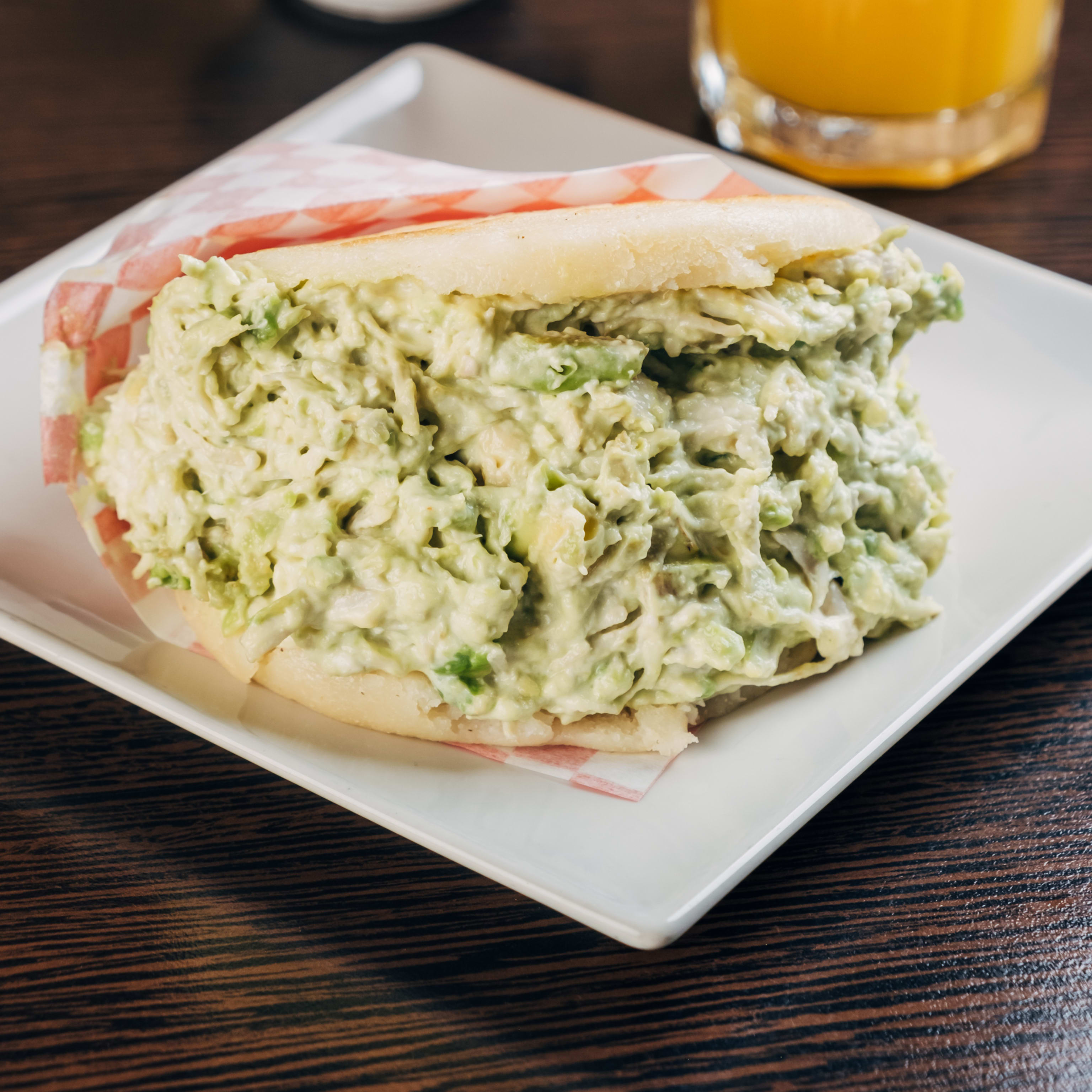 Arepa Reina Pepiada