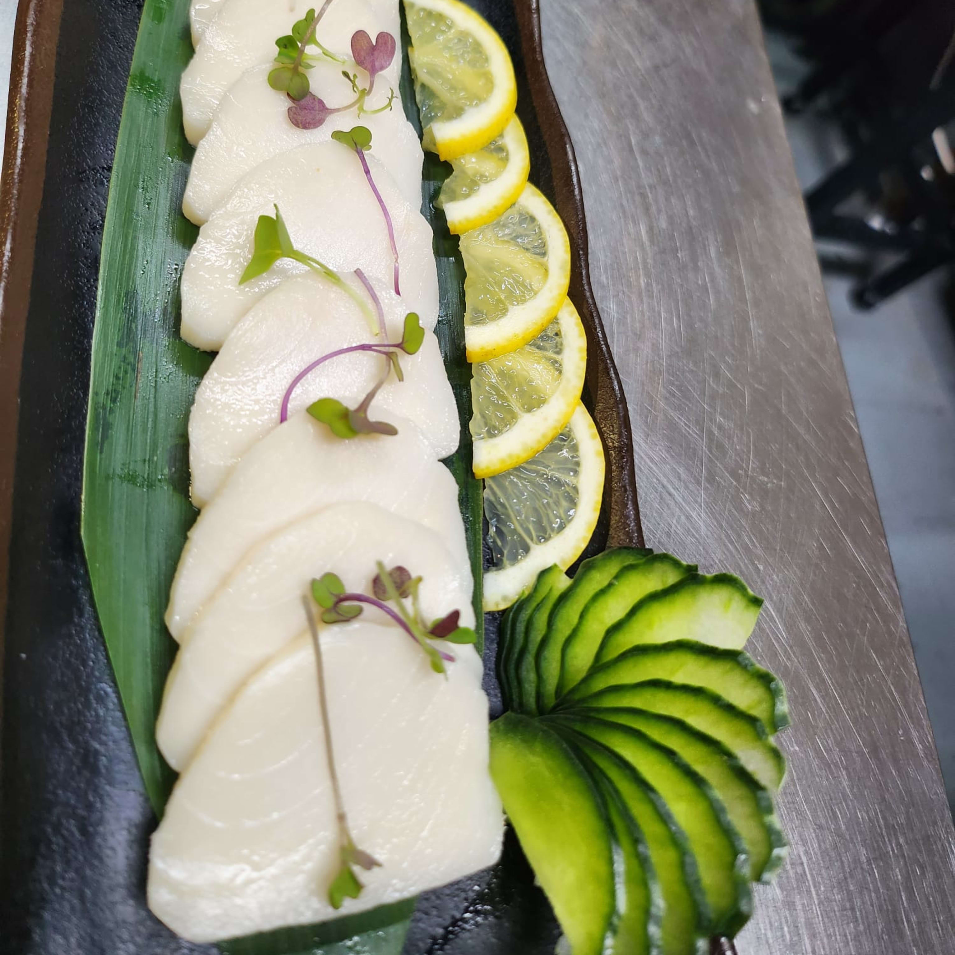 SASHIMI PEZ MANTEQUILLA (5 PZS)  D