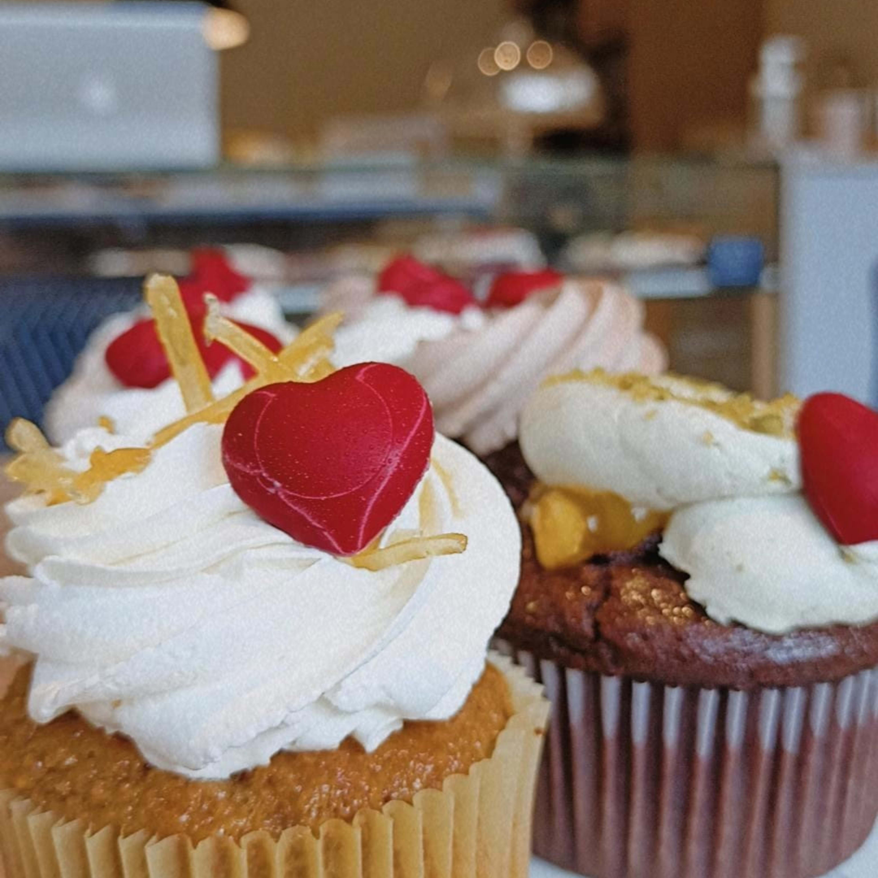 Cupcake chocolate con mousse de praliné de almendras