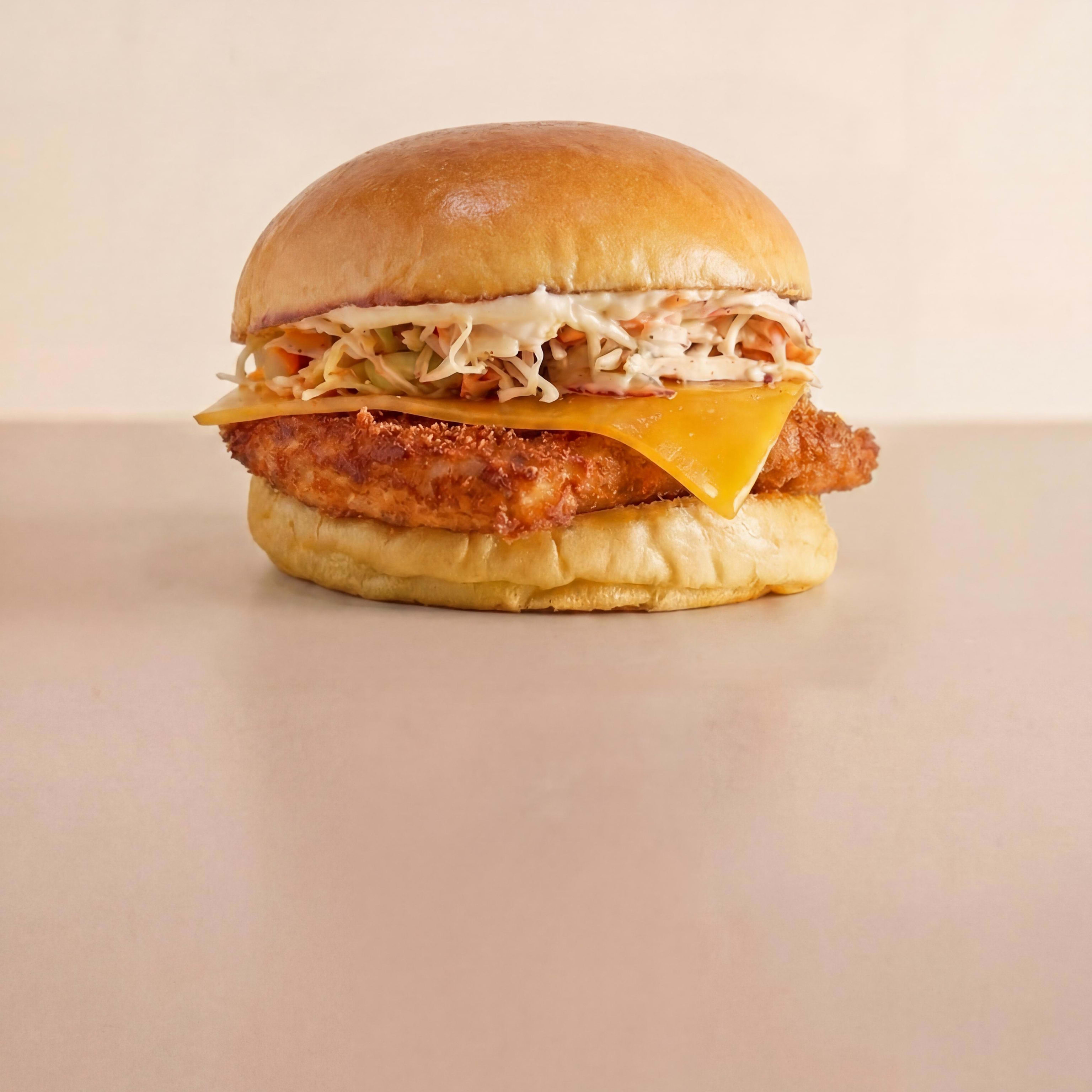 CHICKEN Coleslaw burger