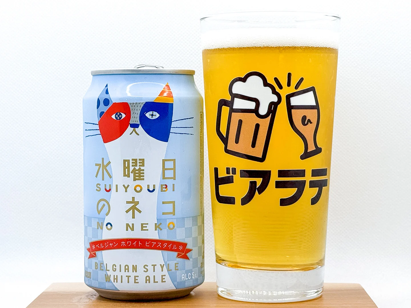 水曜日のネコの写真